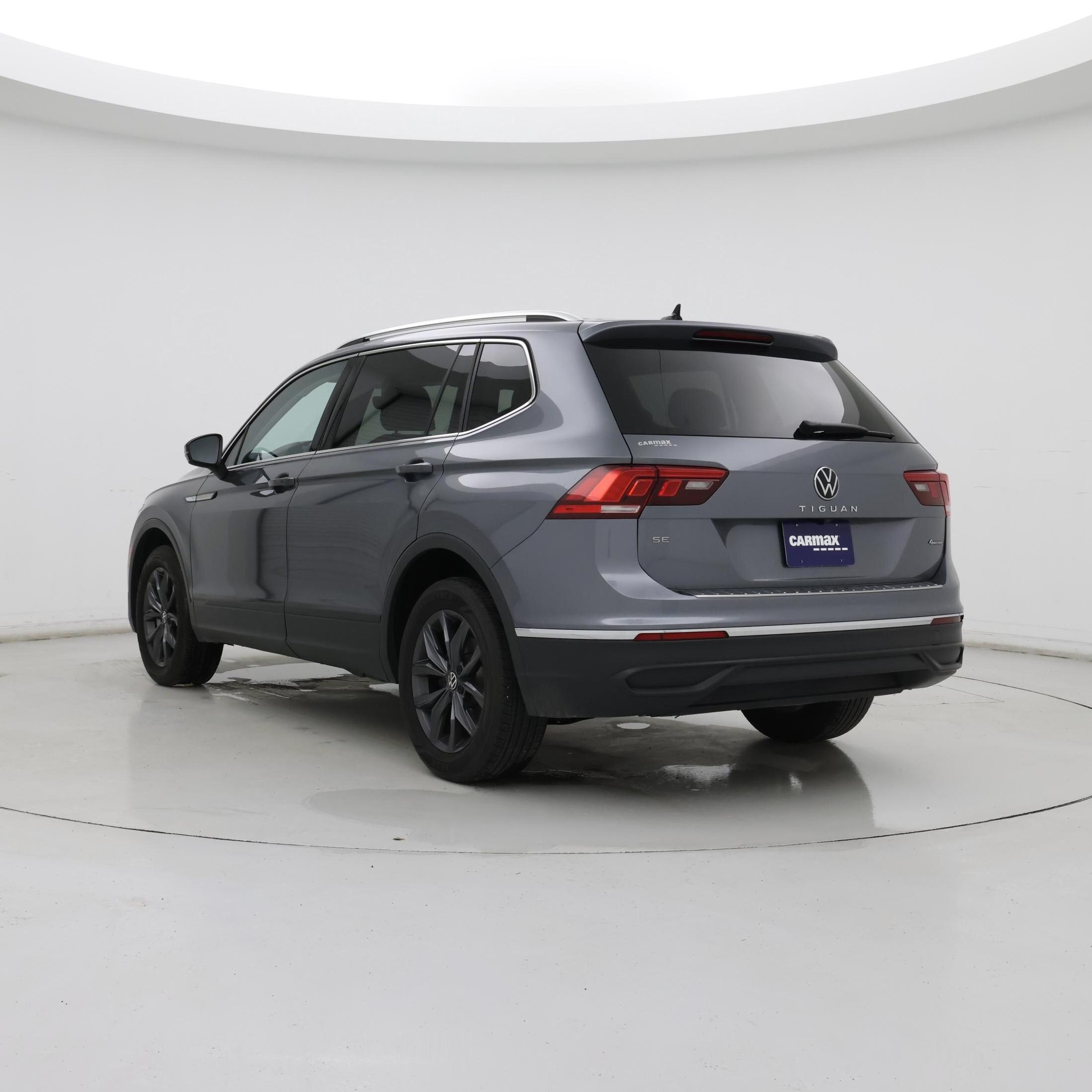 Thumbnail: 2022 Volkswagen Tiguan - 2