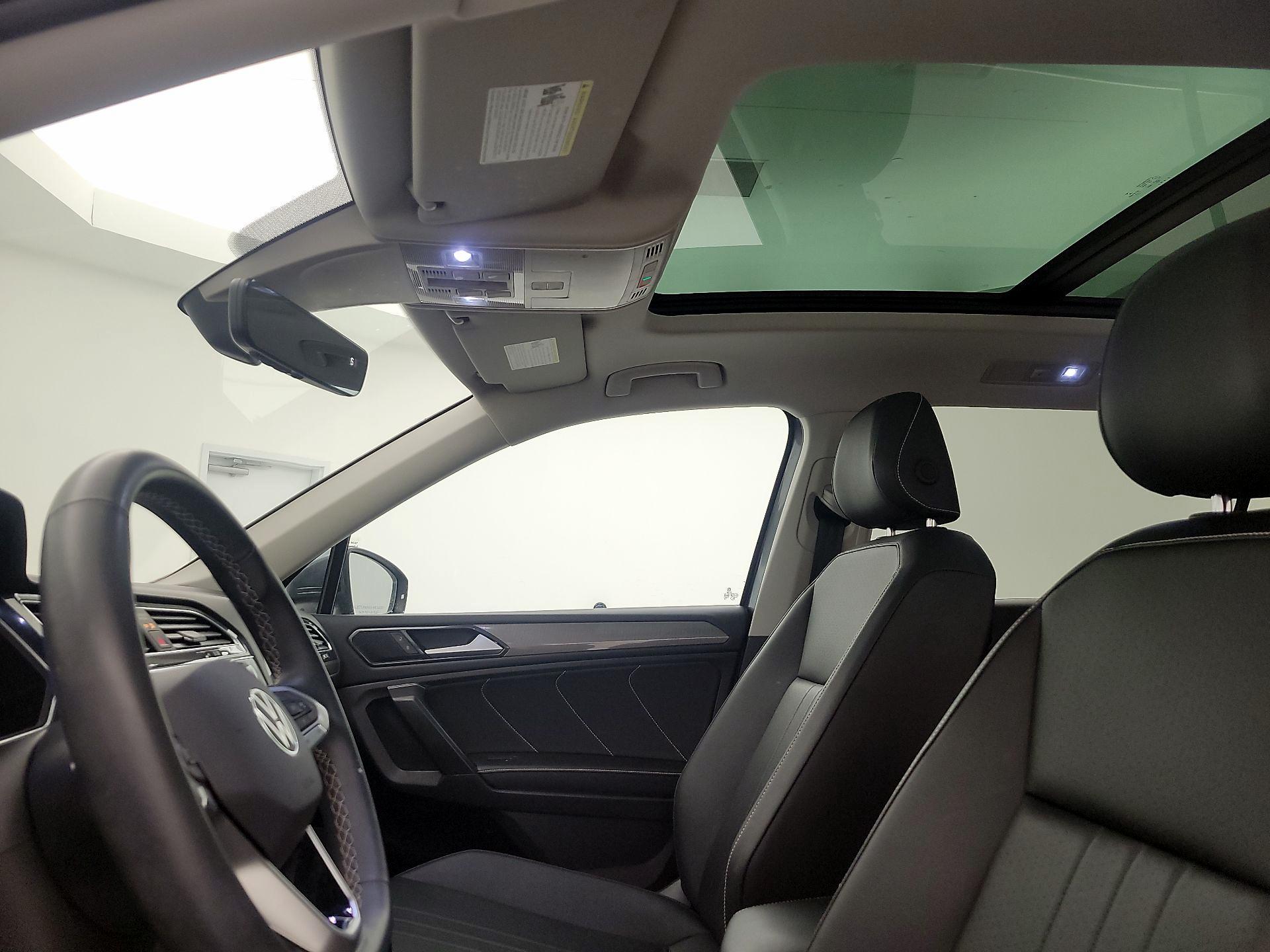 Thumbnail: 2022 Volkswagen Tiguan - 19