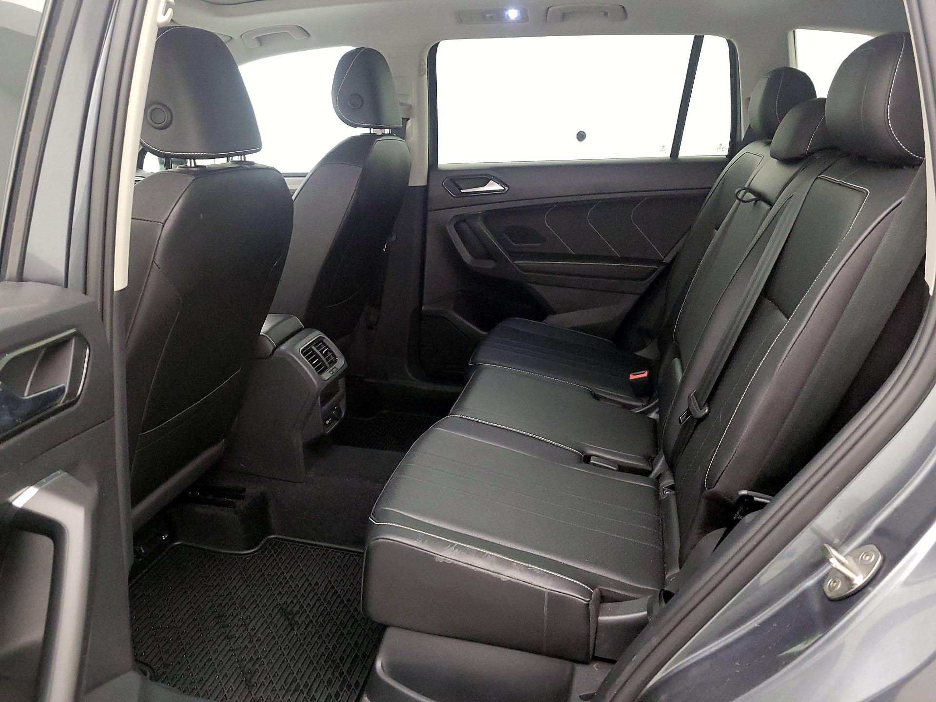 Thumbnail: 2022 Volkswagen Tiguan - 20