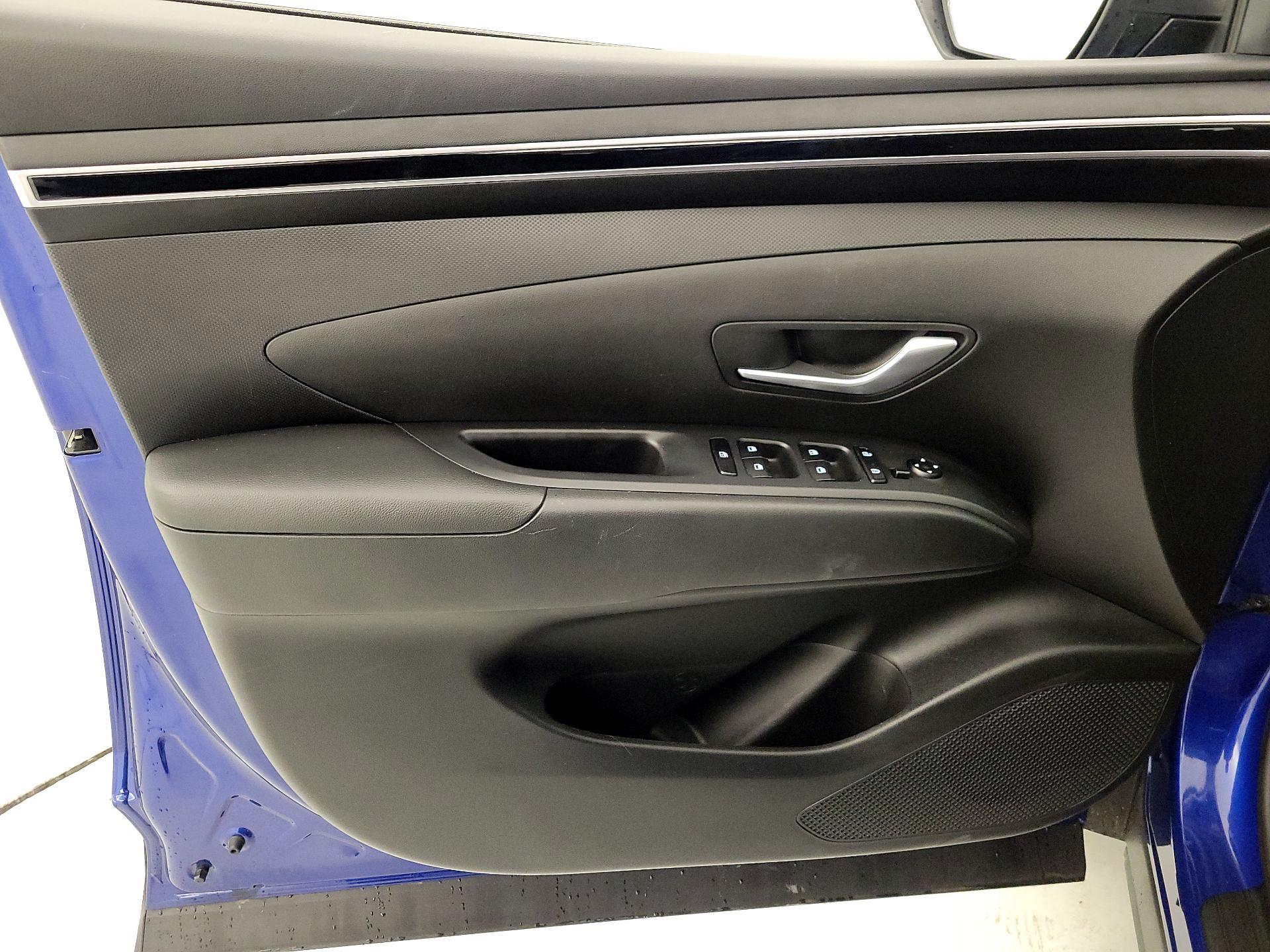 Thumbnail: 2022 Hyundai Tucson - 12