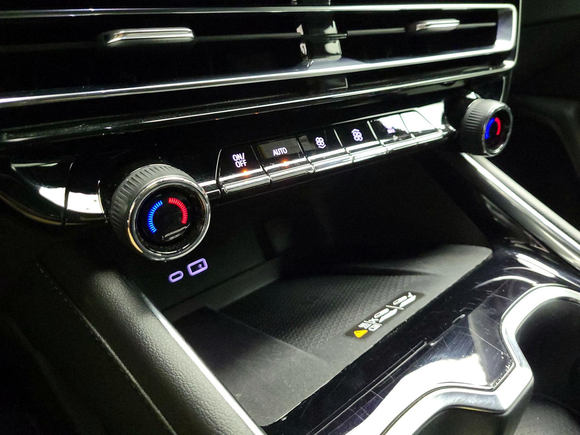 Thumbnail: 2024 Chevrolet Traverse - 16