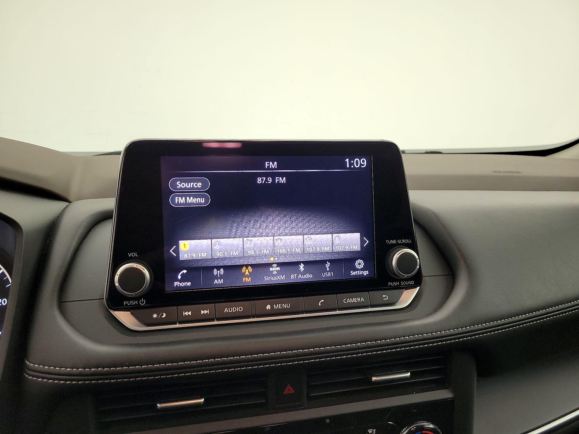 Thumbnail: 2023 Nissan Rogue - 15