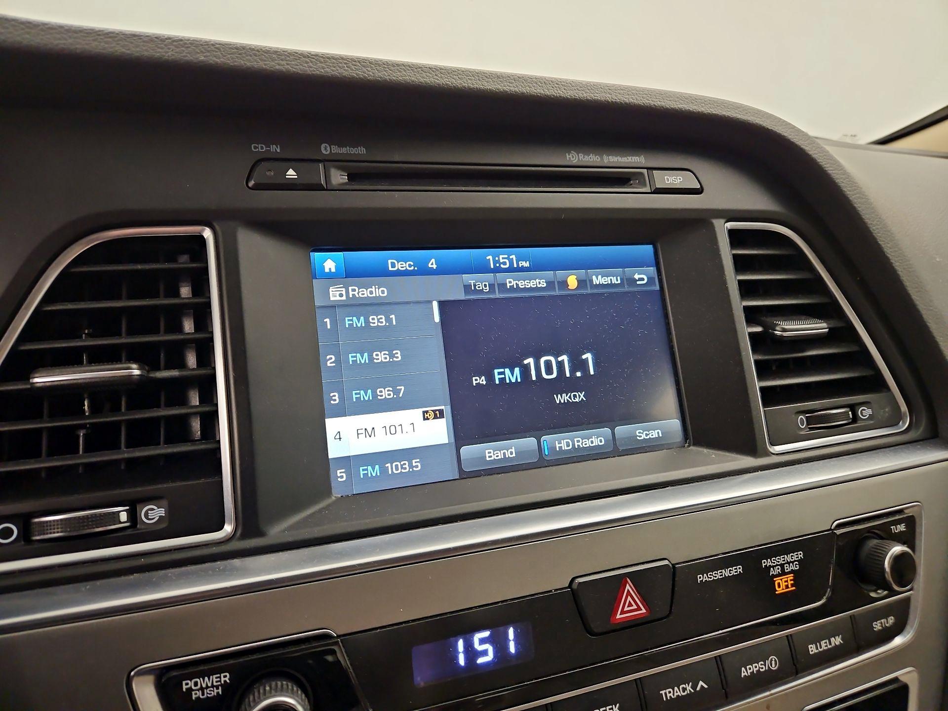 Thumbnail: 2016 Hyundai Sonata - 15