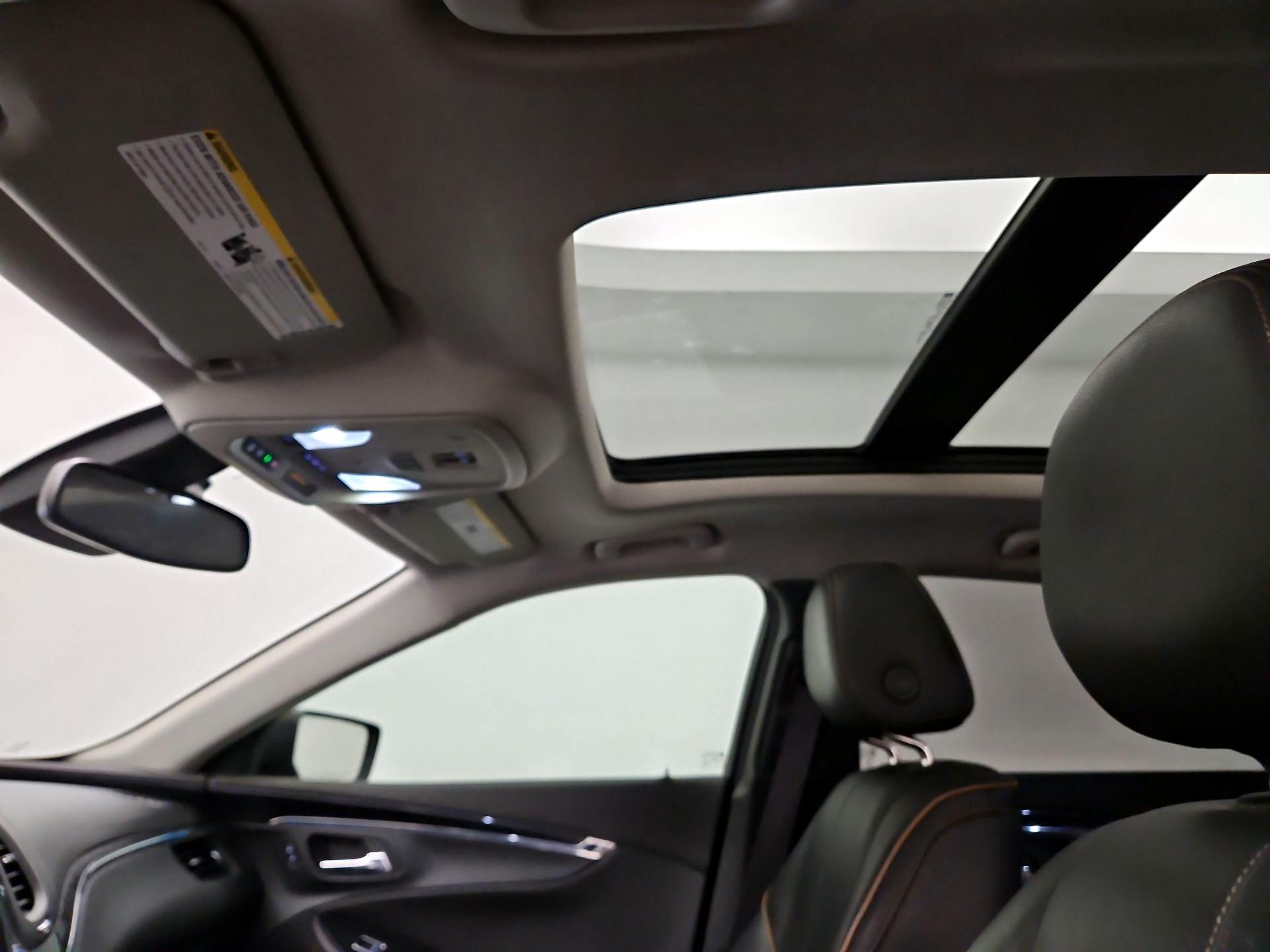 Thumbnail: 2017 Chevrolet Impala - 19