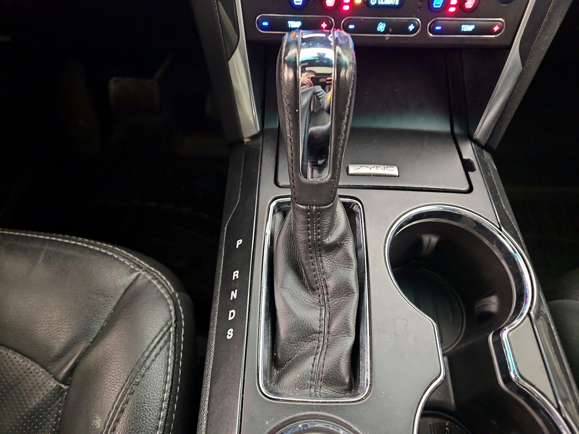 Thumbnail: 2016 Ford Explorer - 18