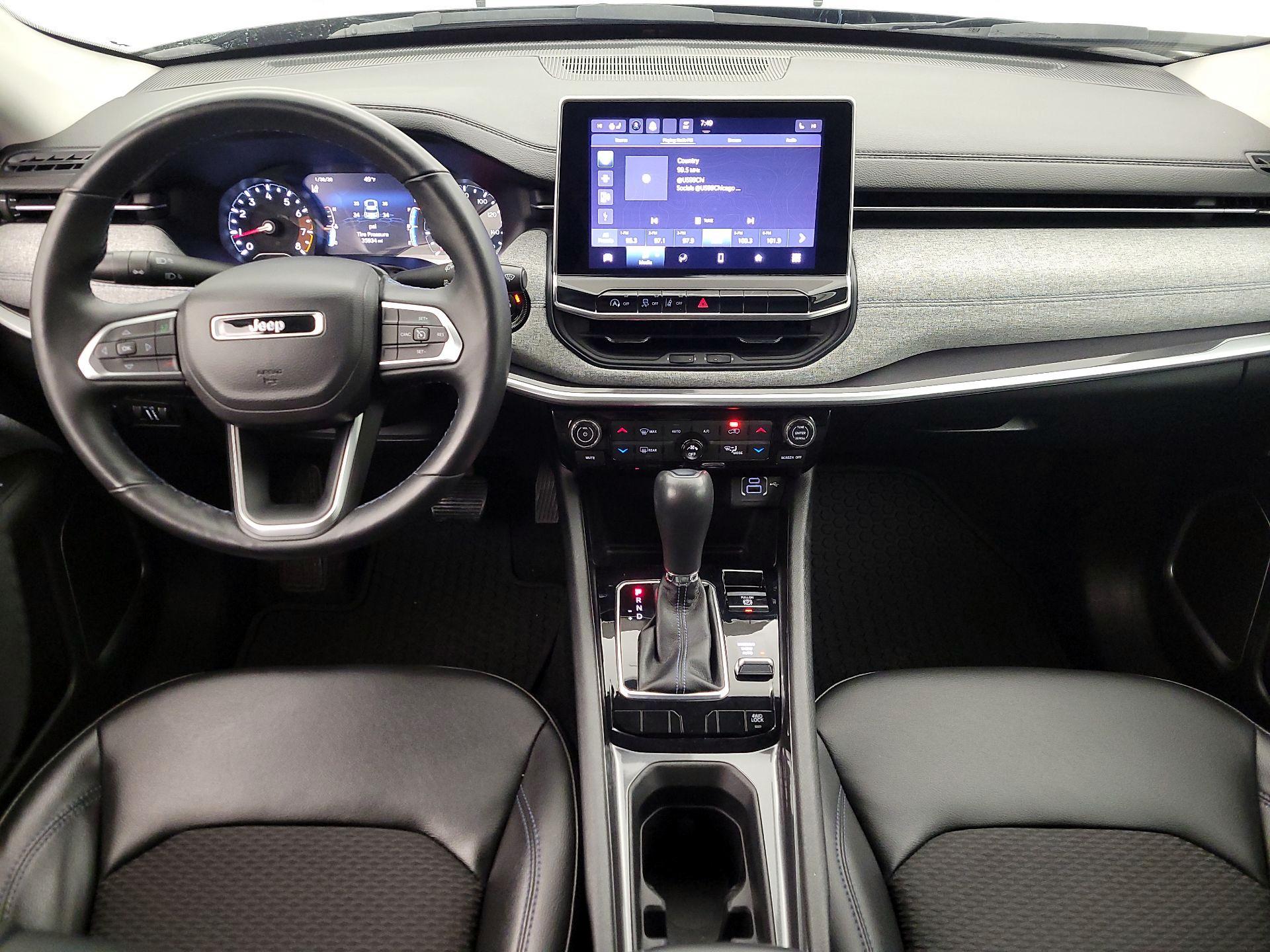 Thumbnail: 2022 Jeep Compass - 9