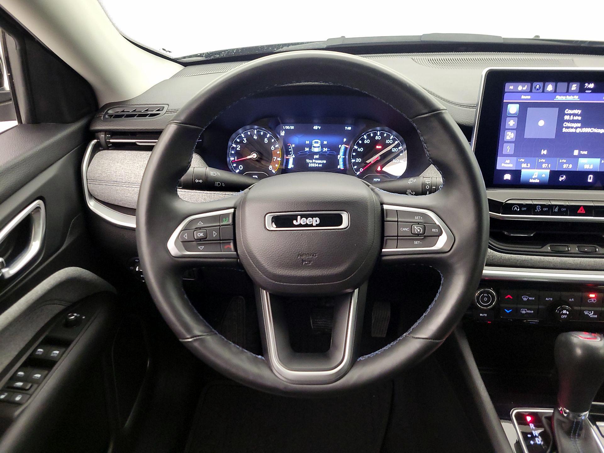 Thumbnail: 2022 Jeep Compass - 10