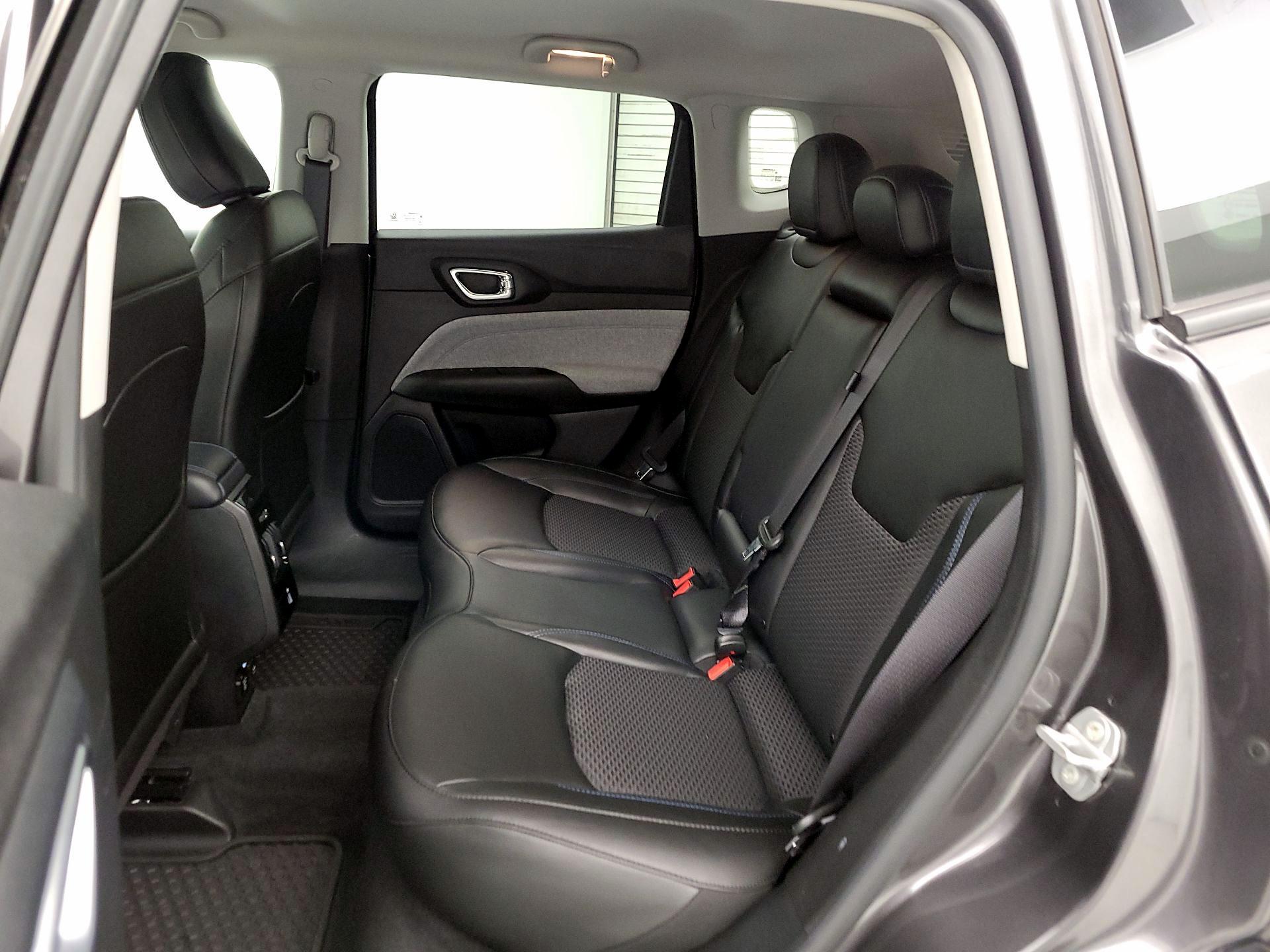 Thumbnail: 2022 Jeep Compass - 19