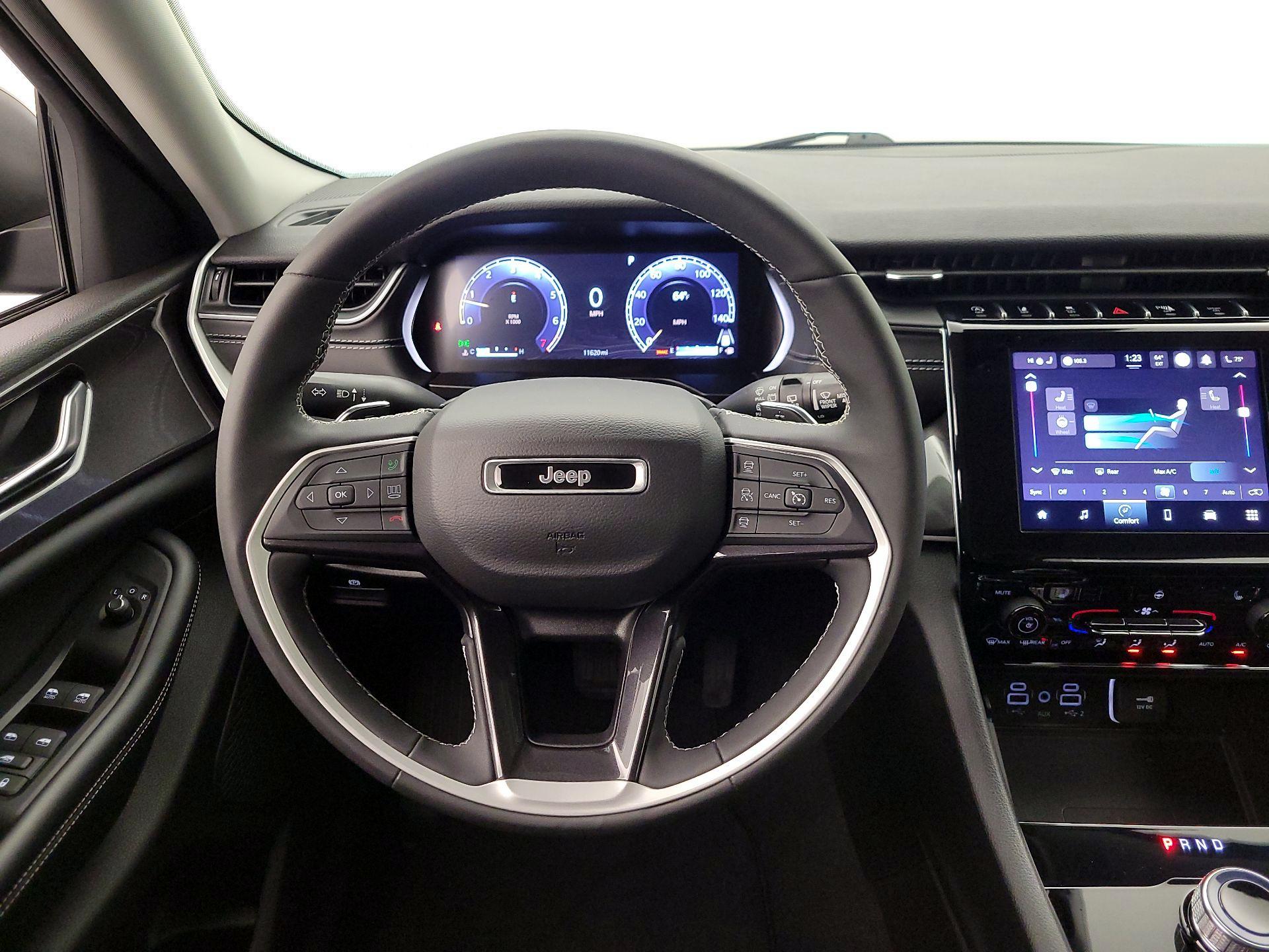 Thumbnail: 2023 Jeep Grand Cherokee - 10