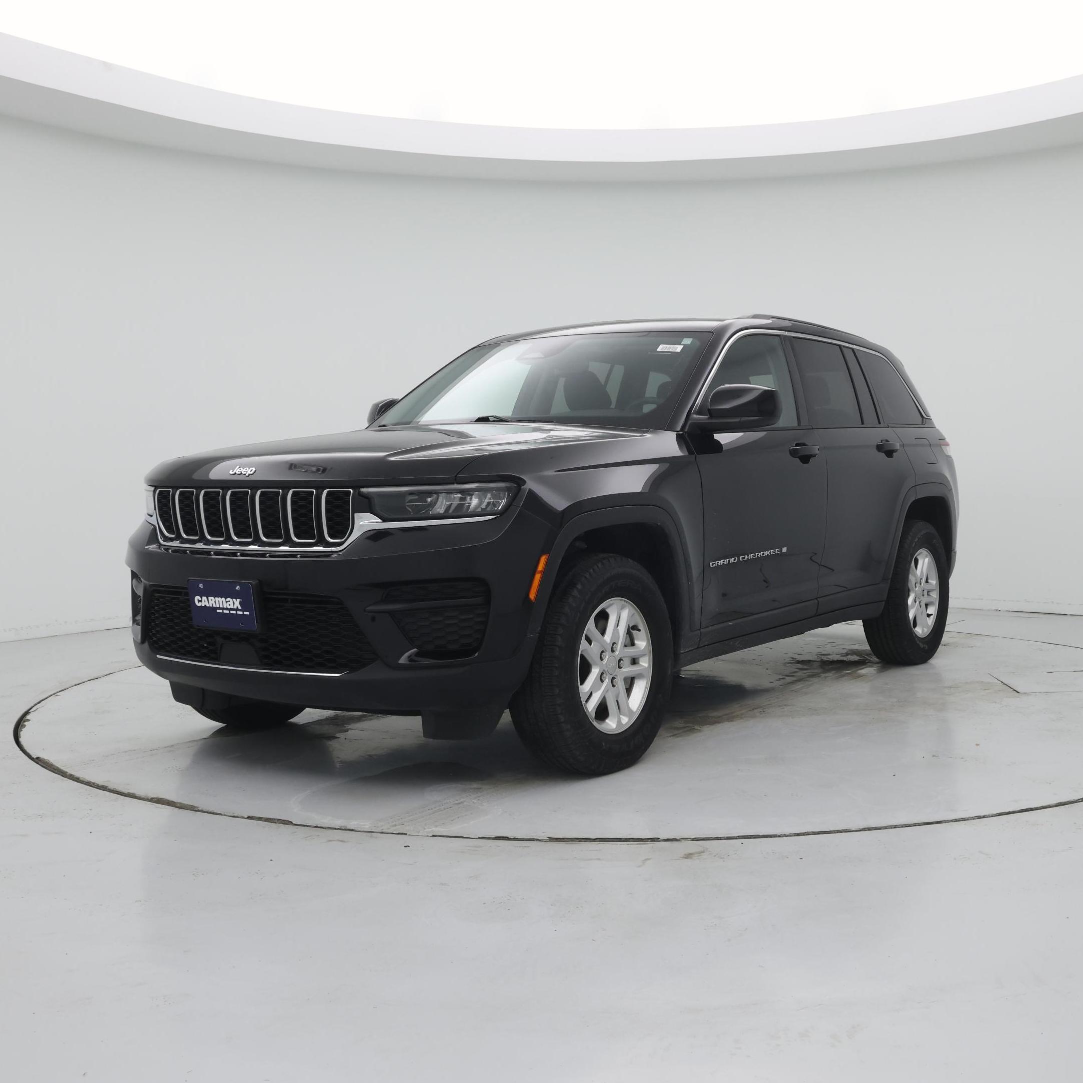 Thumbnail: 2023 Jeep Grand Cherokee - 4