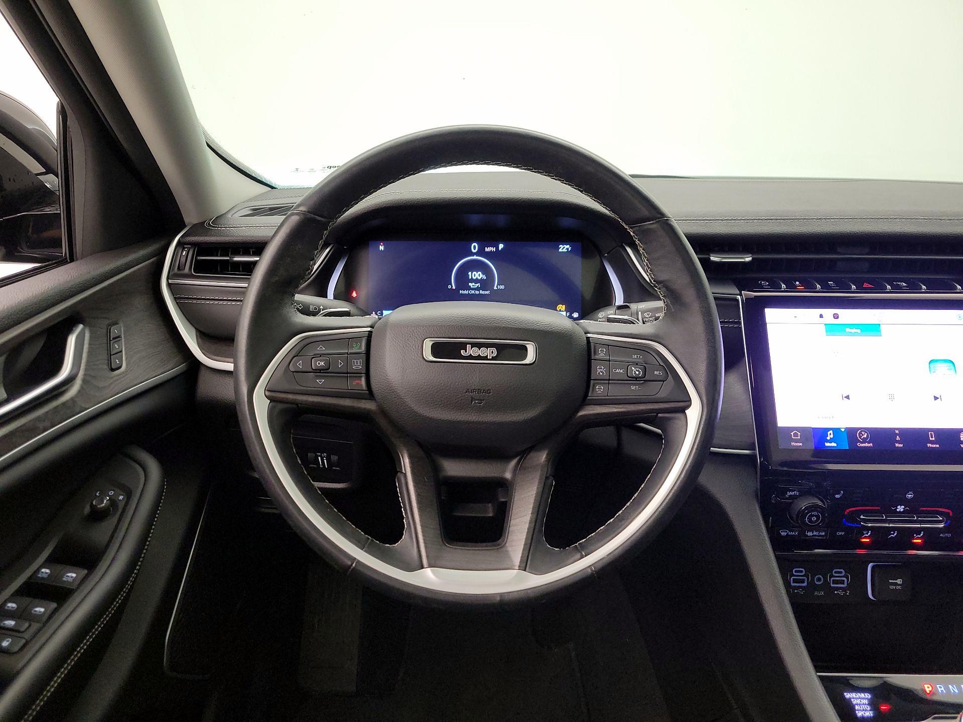 Thumbnail: 2022 Jeep Grand Cherokee - 10