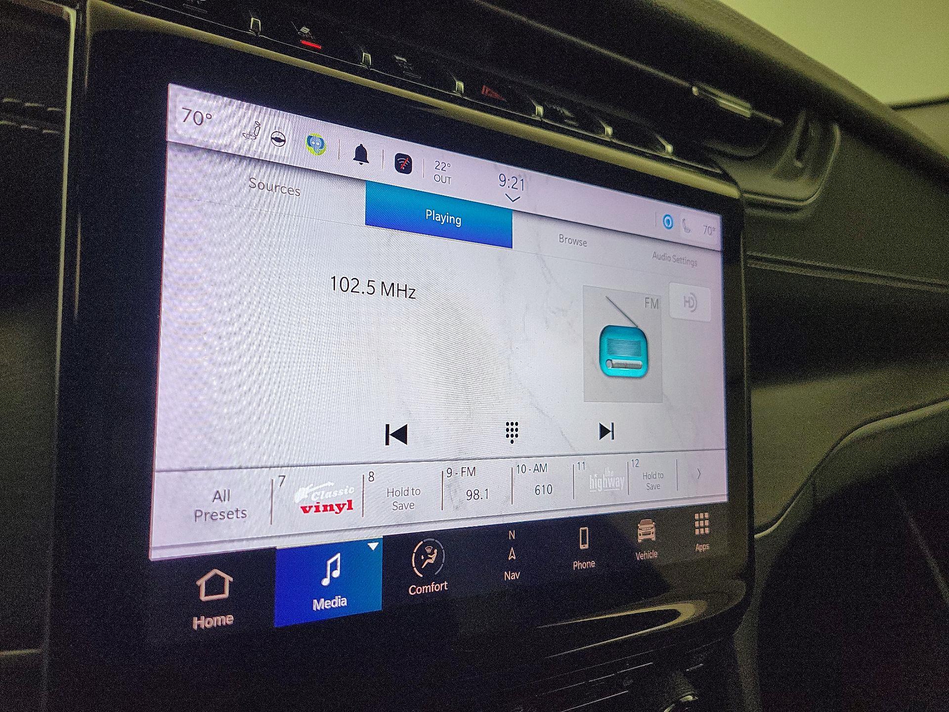 Thumbnail: 2022 Jeep Grand Cherokee - 16