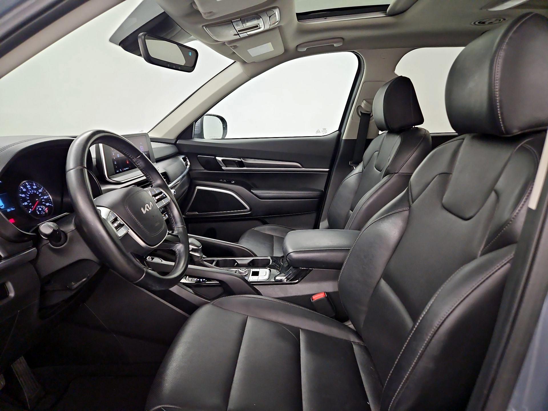 Thumbnail: 2022 Kia Telluride - 11