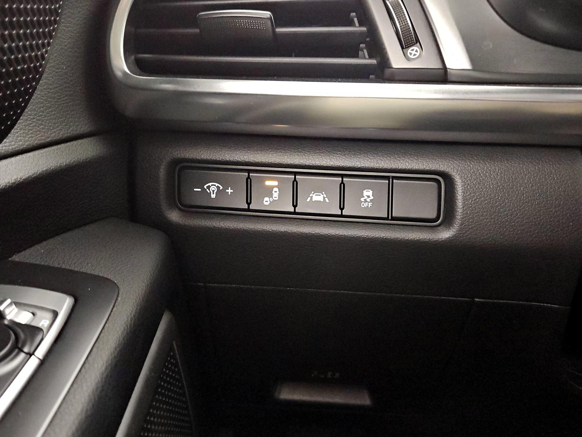 Thumbnail: 2022 Kia Telluride - 13