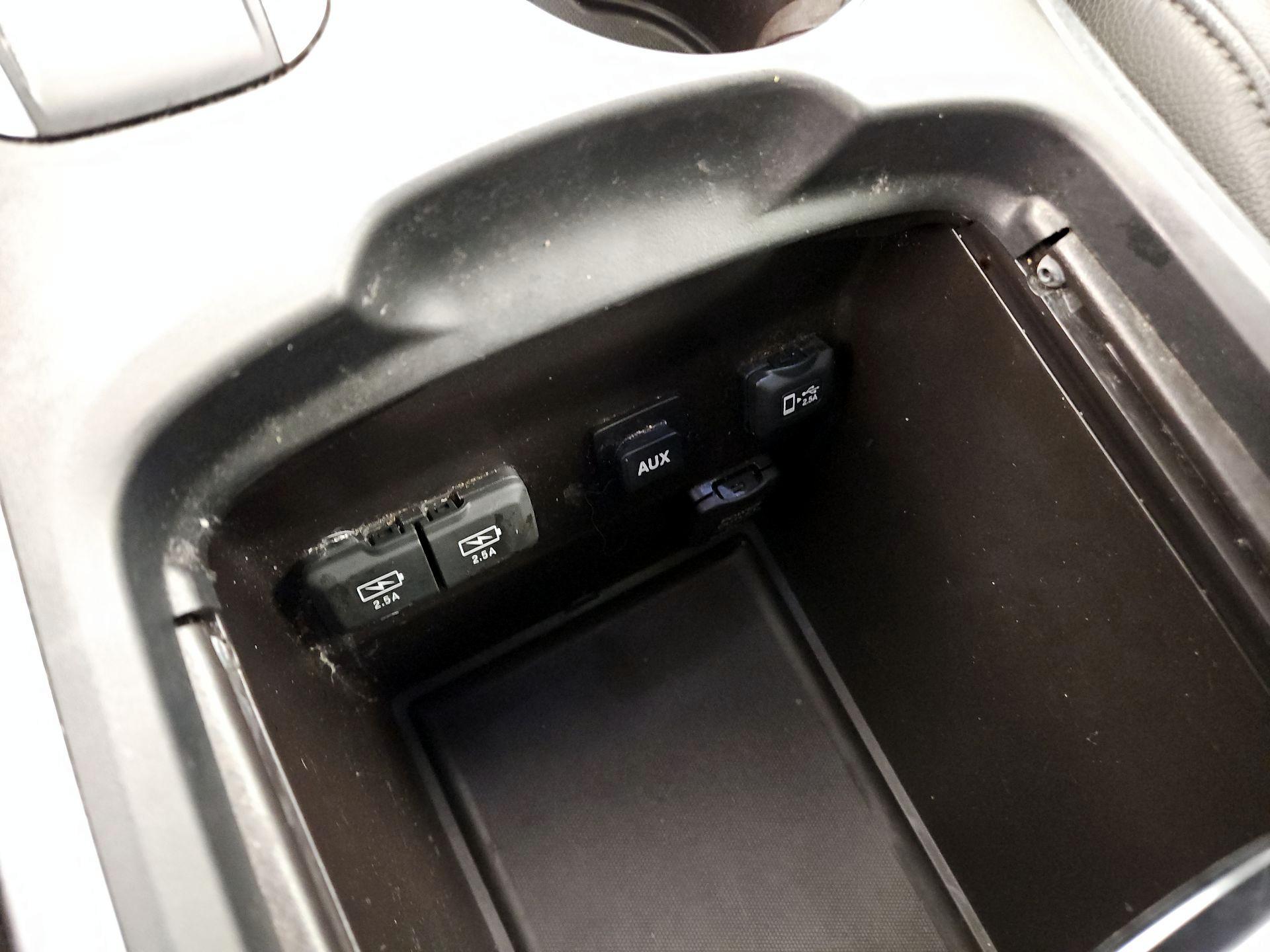 Thumbnail: 2018 Acura MDX - 18