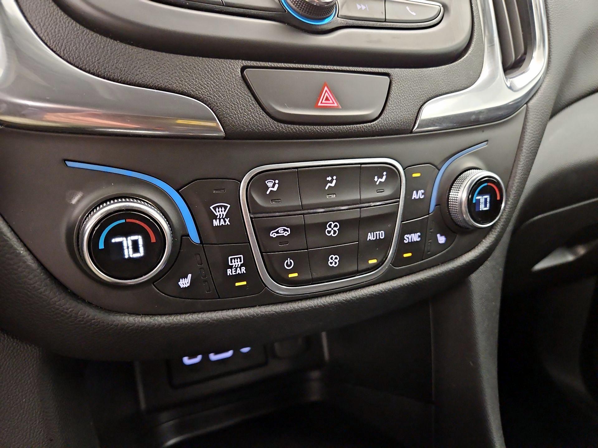 Thumbnail: 2021 Chevrolet Equinox - 16