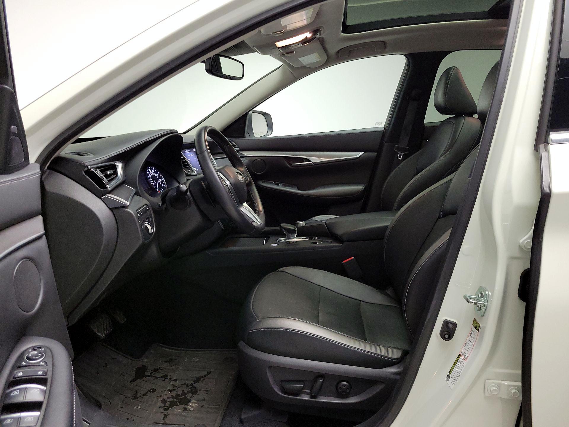 Thumbnail: 2022 INFINITI QX50 - 11