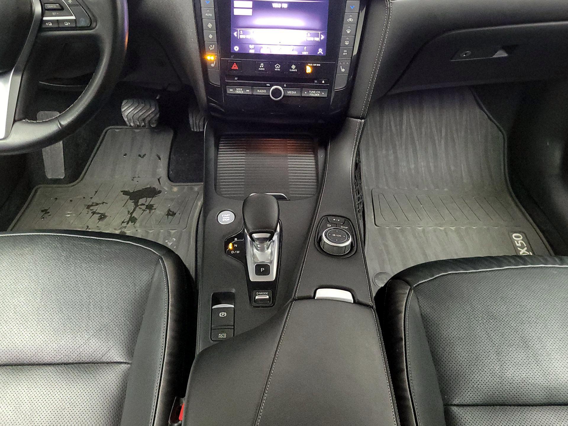 Thumbnail: 2022 INFINITI QX50 - 17