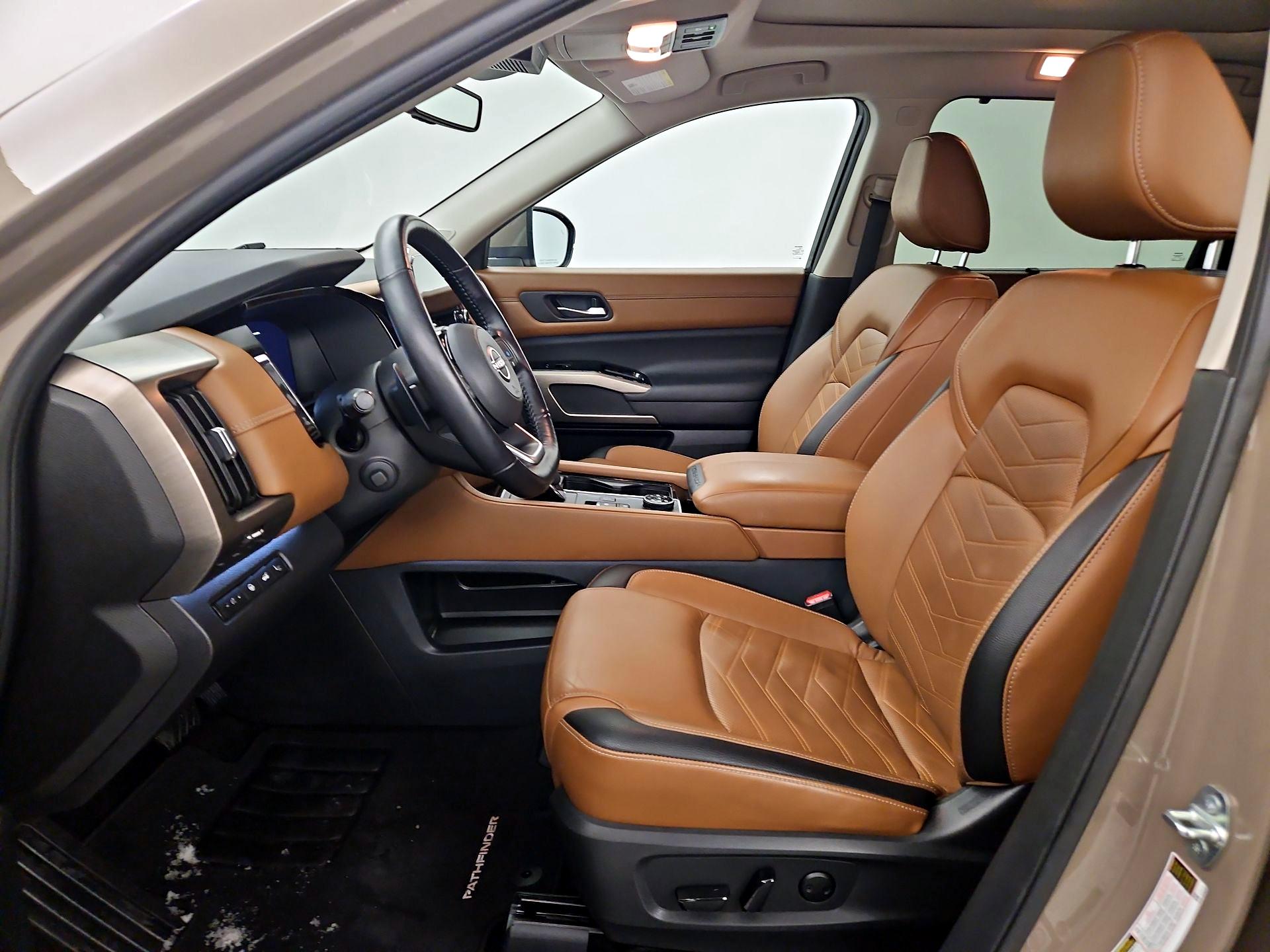 Thumbnail: 2023 Nissan Pathfinder - 11