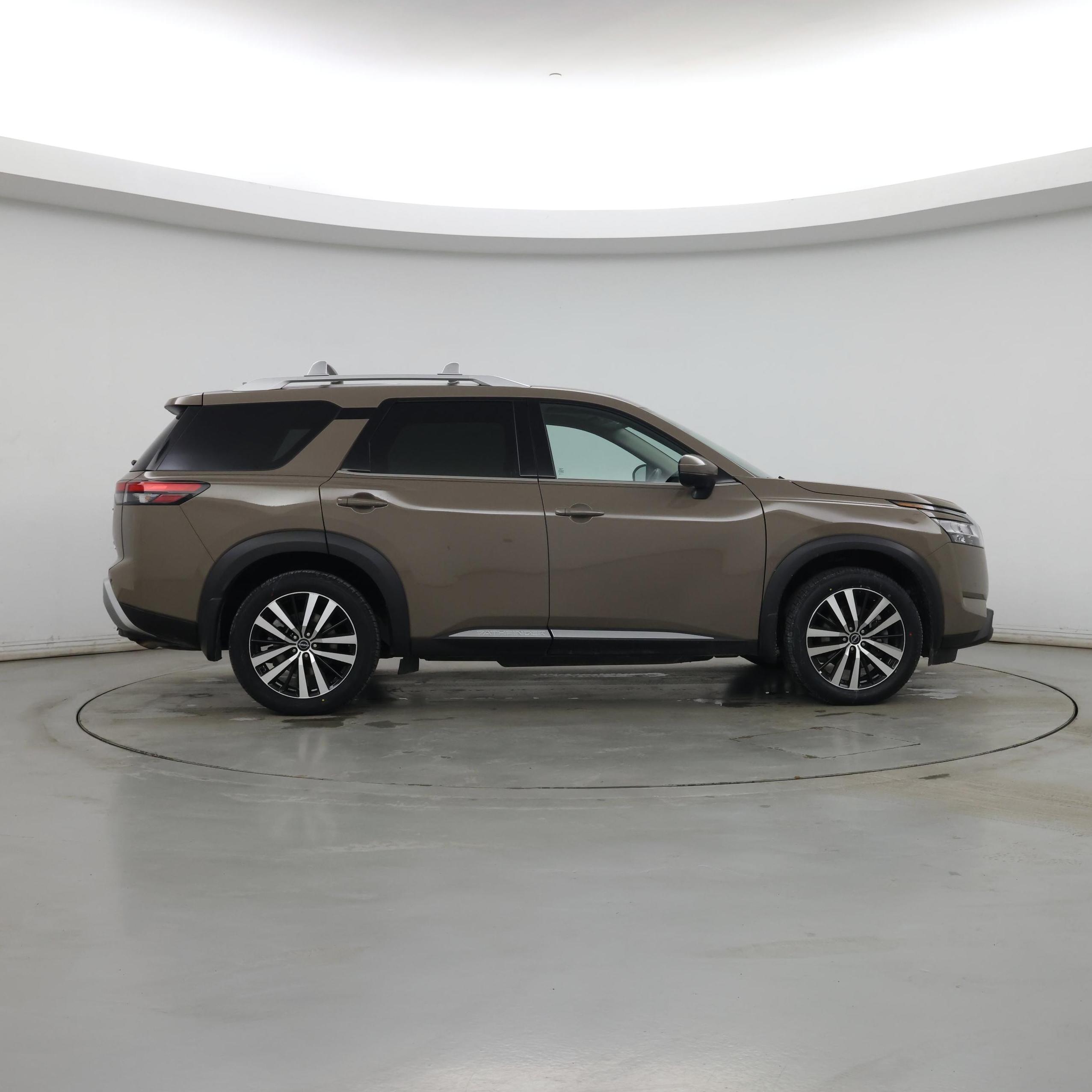 Thumbnail: 2023 Nissan Pathfinder - 7