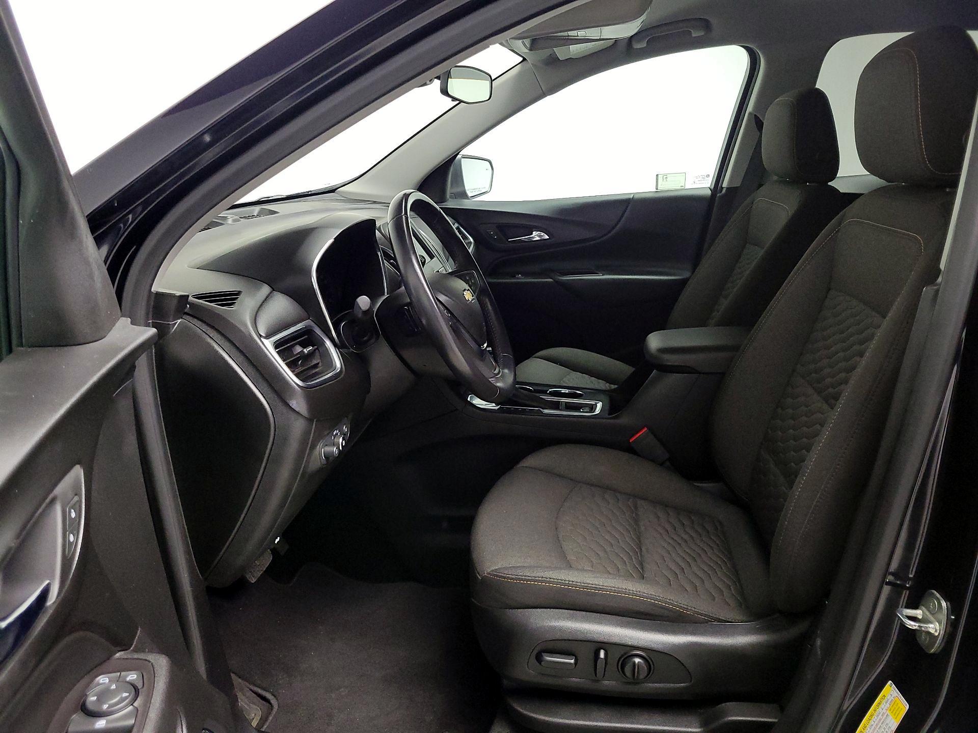 Thumbnail: 2020 Chevrolet Equinox - 11