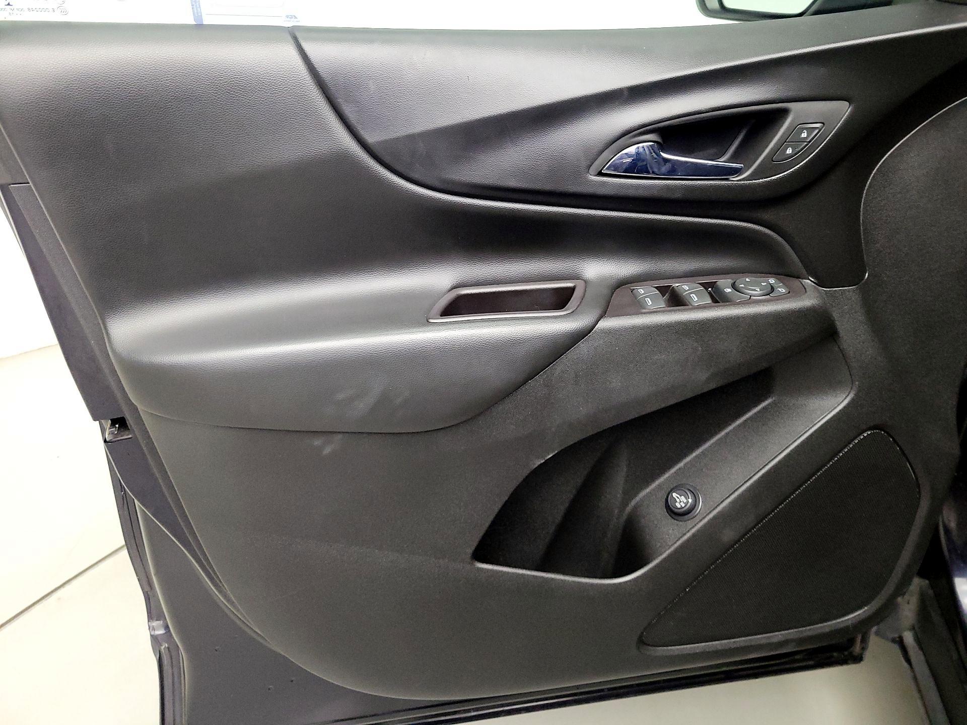 Thumbnail: 2020 Chevrolet Equinox - 12