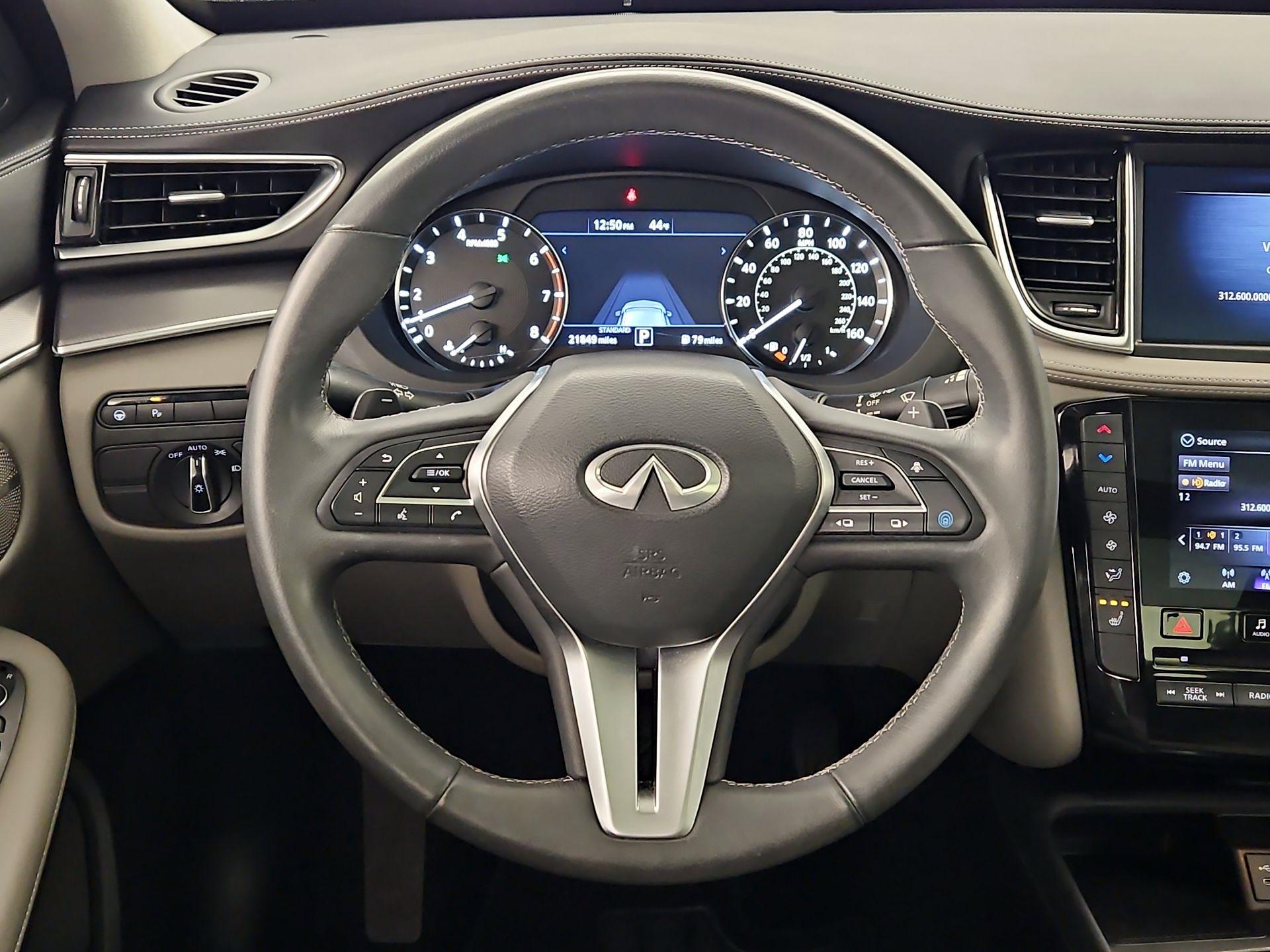 Thumbnail: 2023 INFINITI QX50 - 10