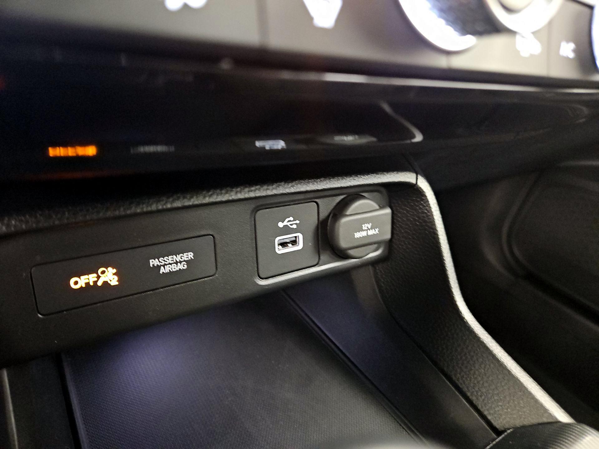 Thumbnail: 2024 Honda Civic - 18