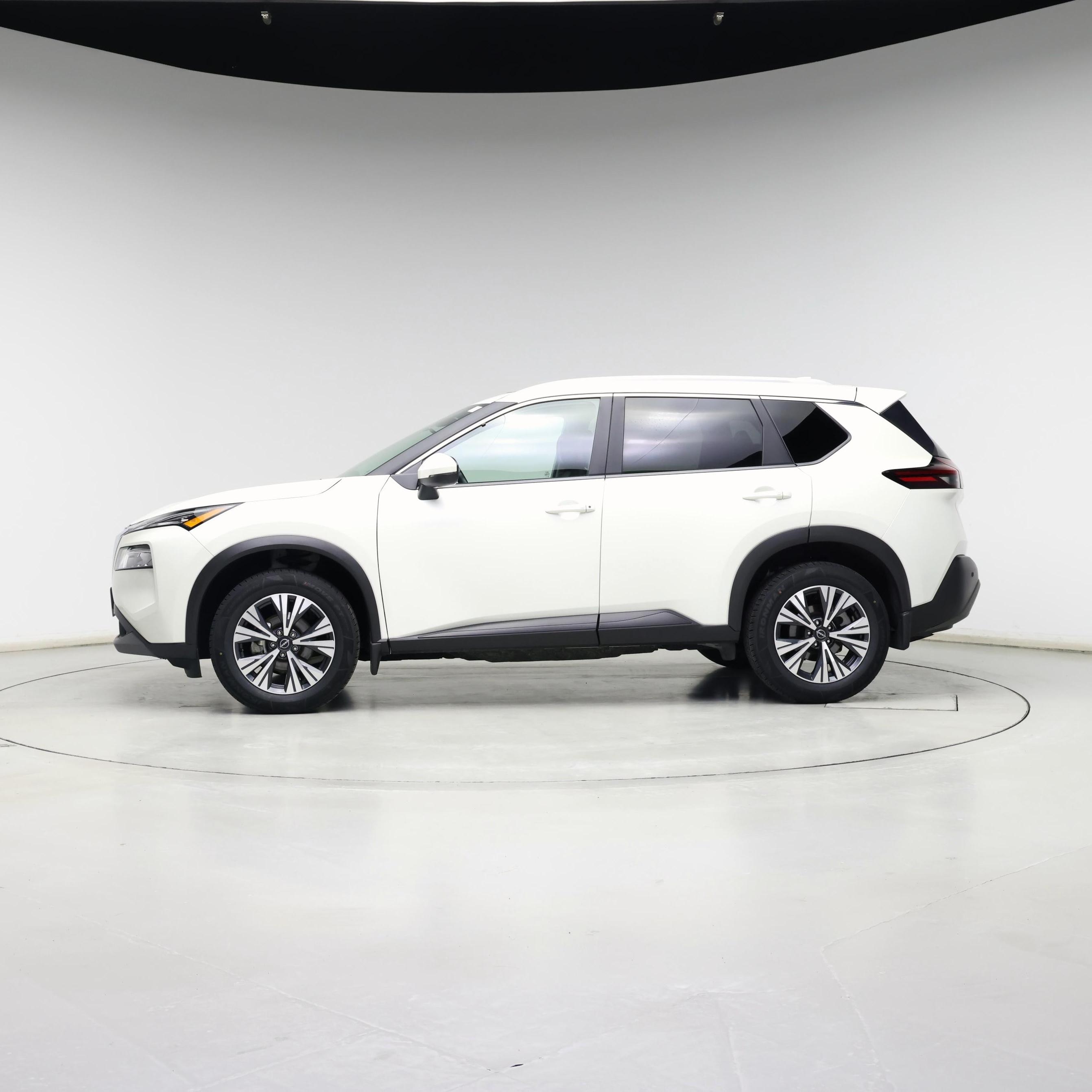 Thumbnail: 2023 Nissan Rogue - 3