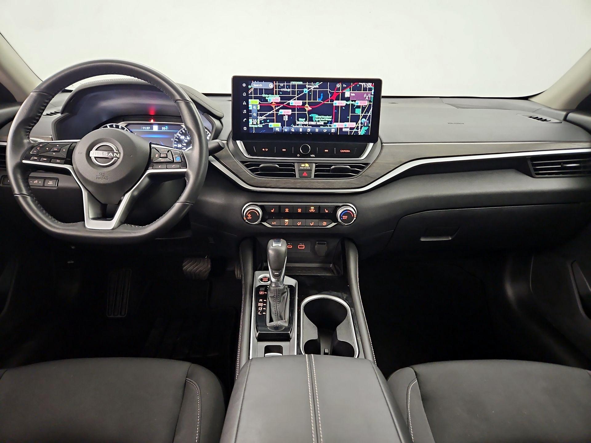 Thumbnail: 2023 Nissan Altima - 9