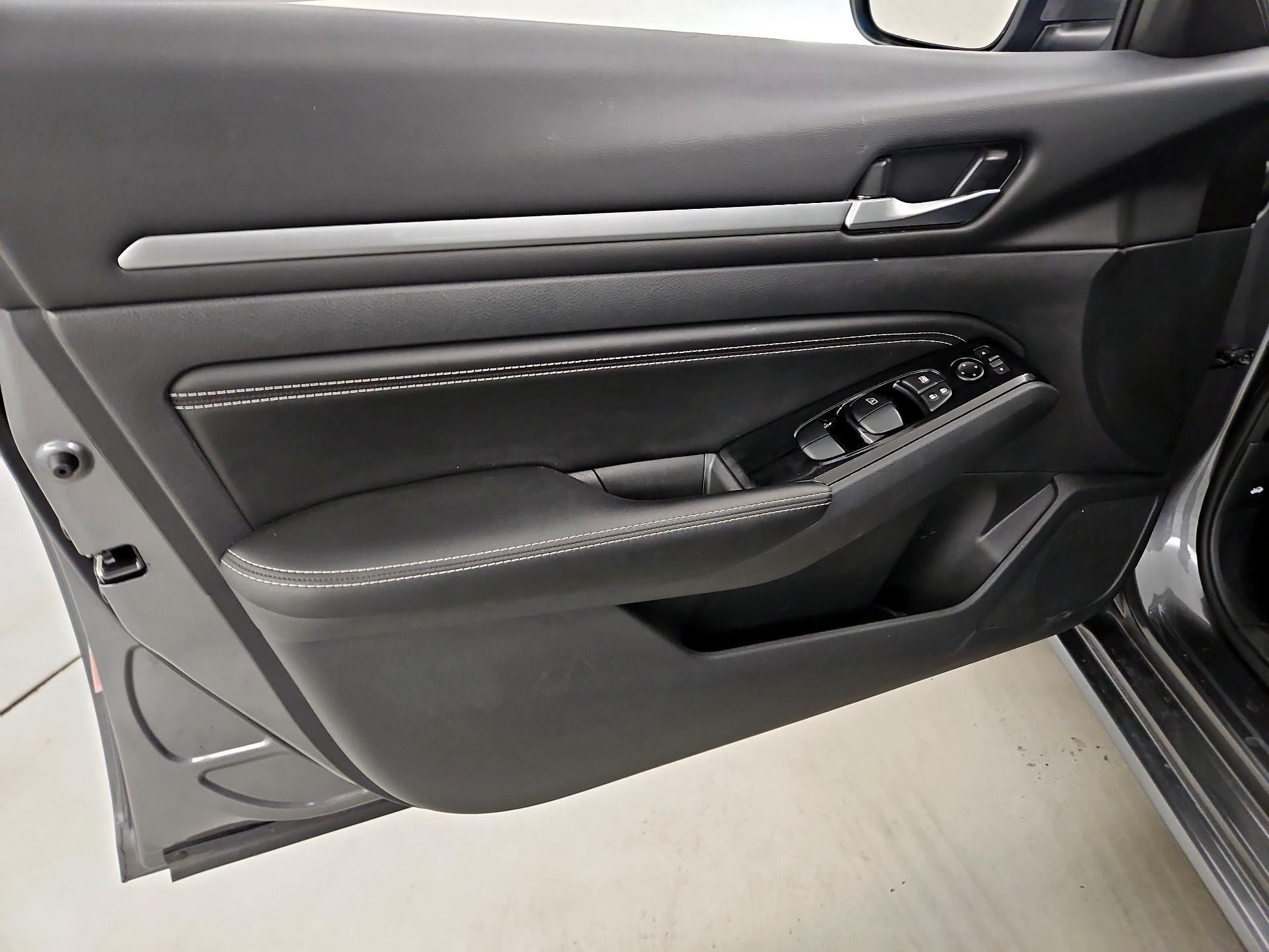 Thumbnail: 2023 Nissan Altima - 12