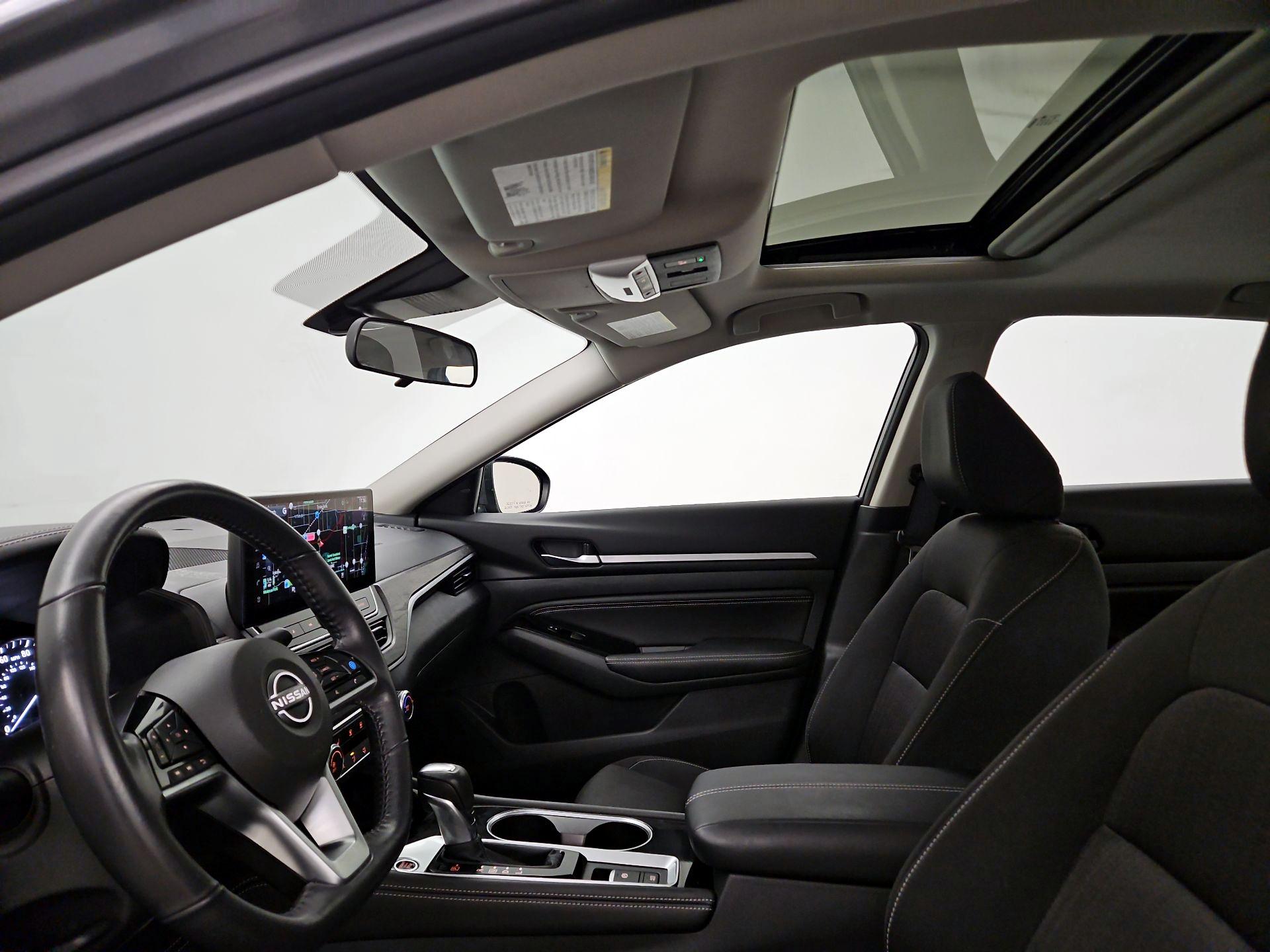 Thumbnail: 2023 Nissan Altima - 20