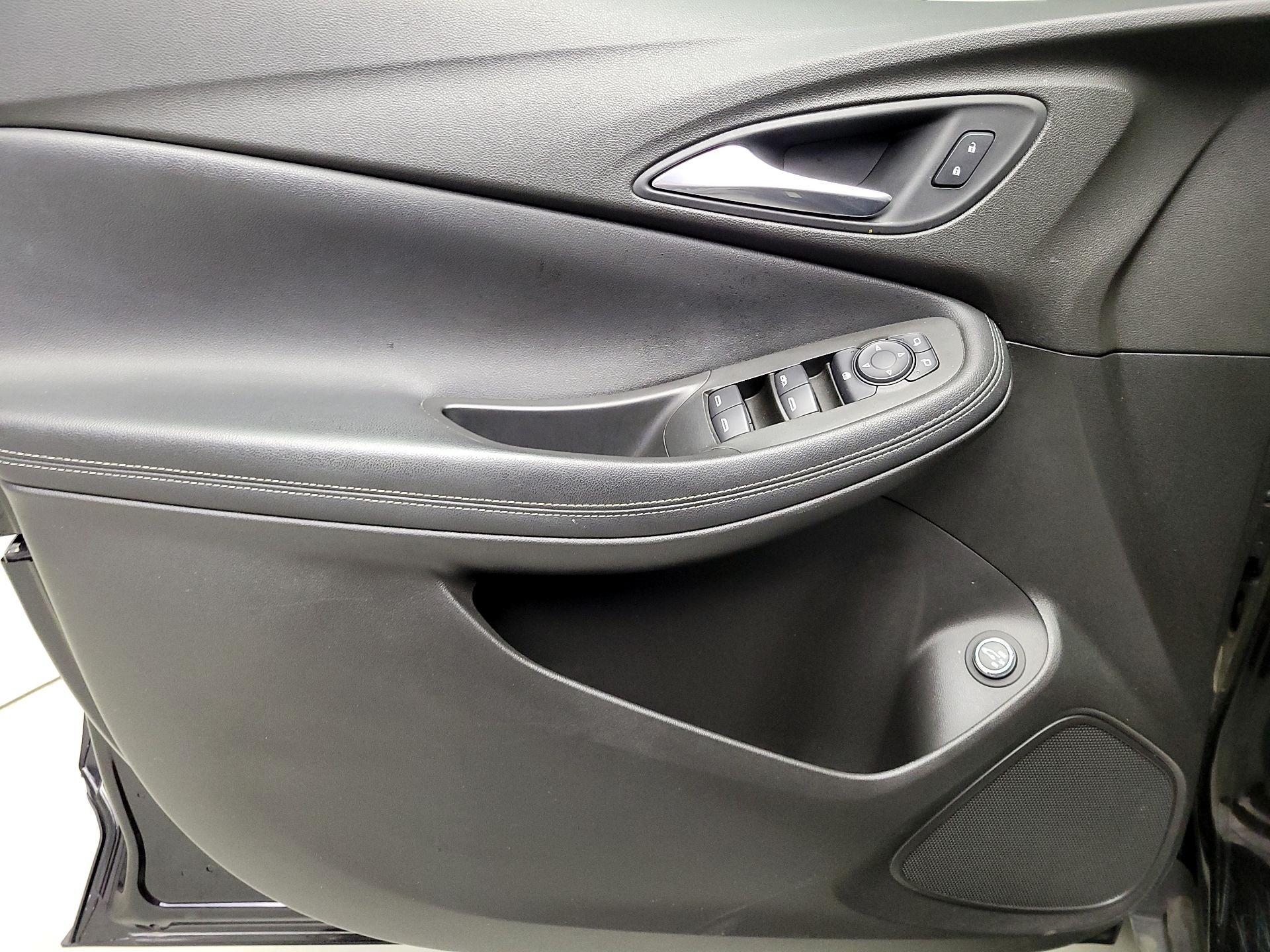 Thumbnail: 2021 Buick Encore GX - 12