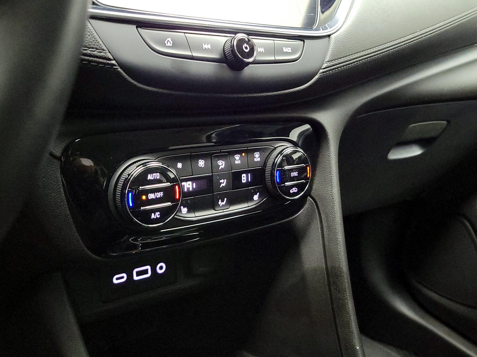 Thumbnail: 2021 Buick Encore GX - 16