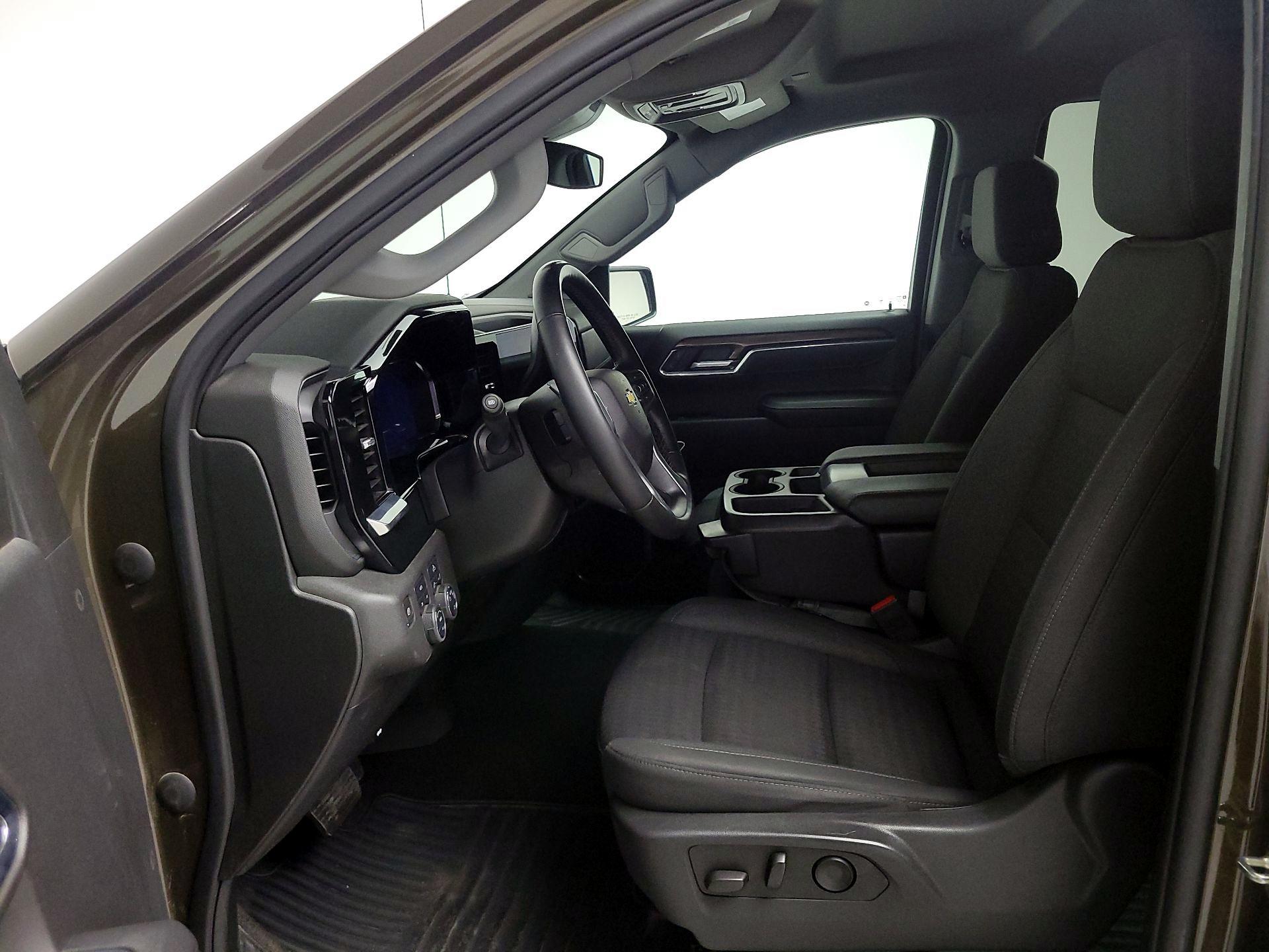 Thumbnail: 2023 Chevrolet Silverado 1500 - 11