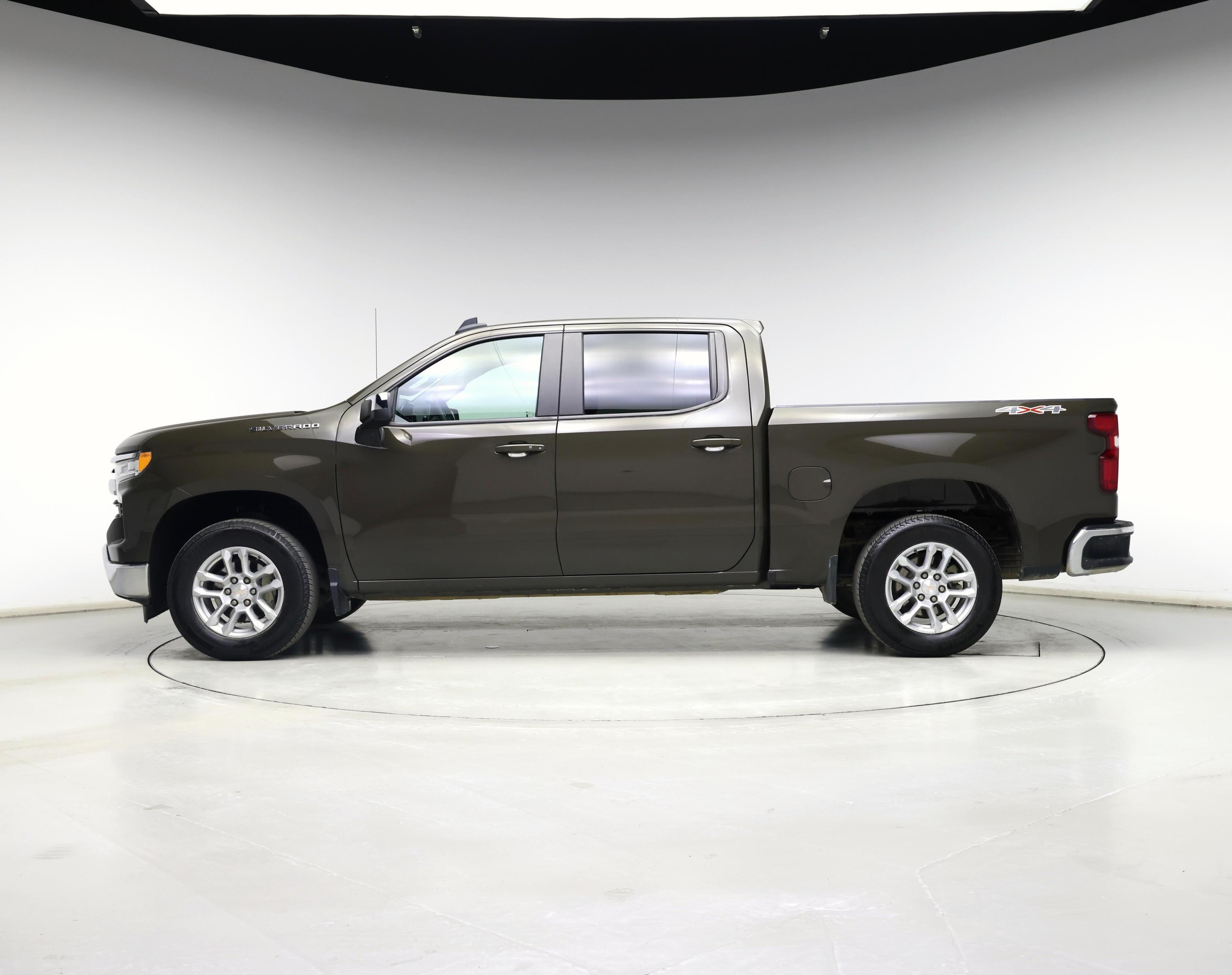 Thumbnail: 2023 Chevrolet Silverado 1500 - 3