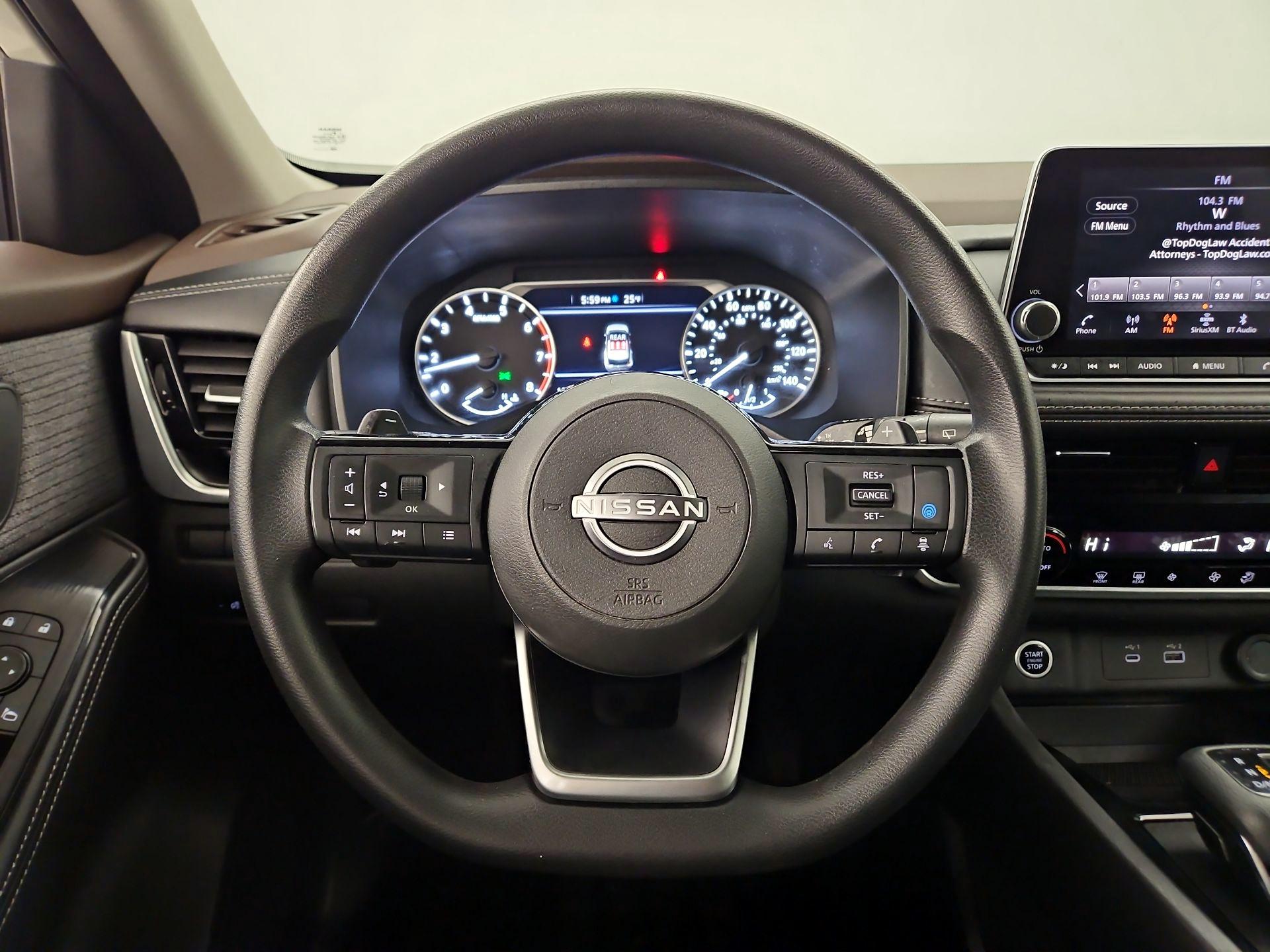 Thumbnail: 2023 Nissan Rogue - 10