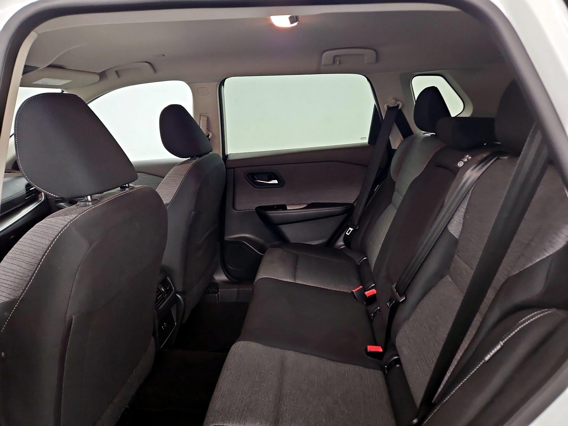 Thumbnail: 2023 Nissan Rogue - 19