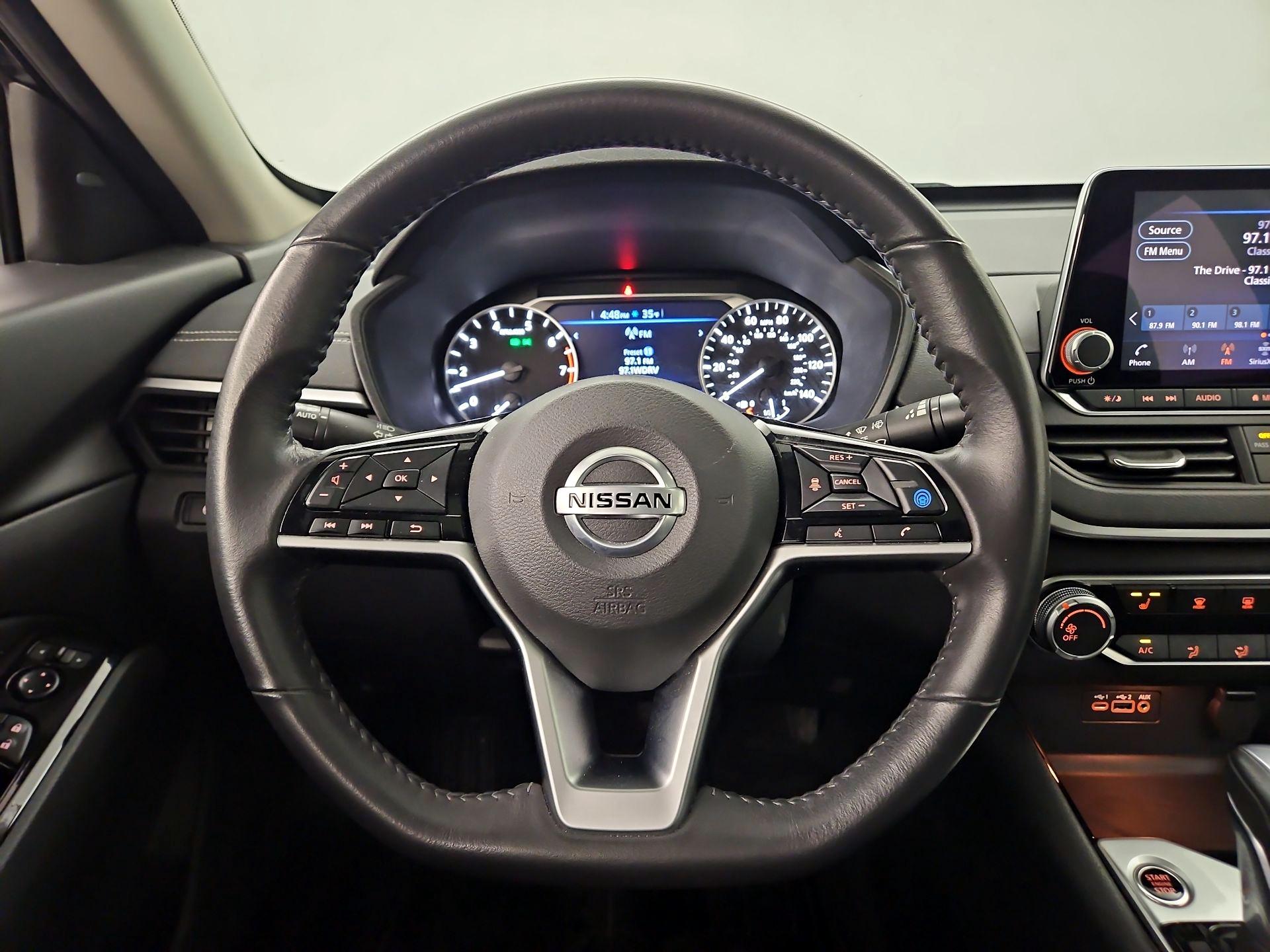 Thumbnail: 2022 Nissan Altima - 10