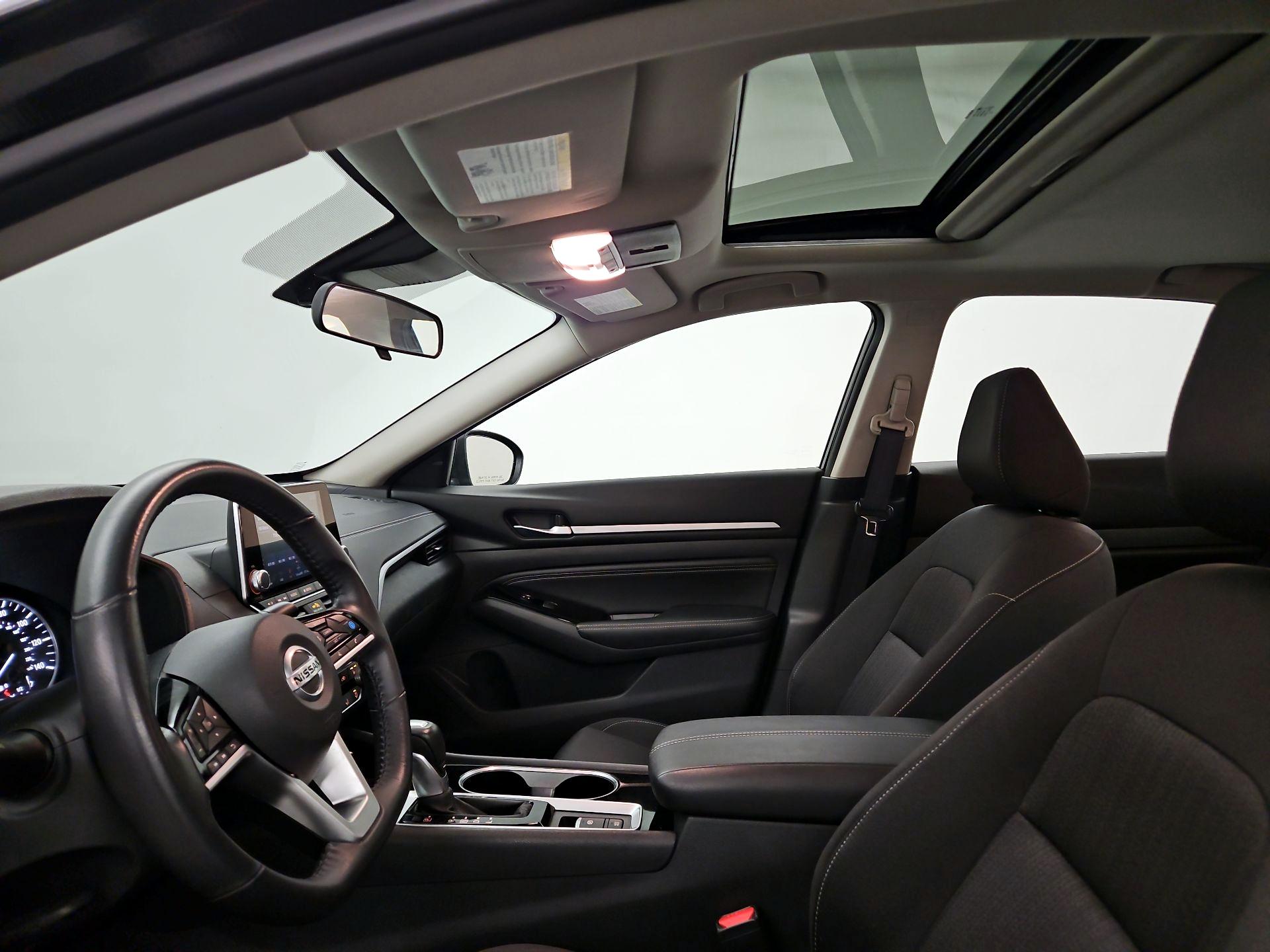 Thumbnail: 2022 Nissan Altima - 12