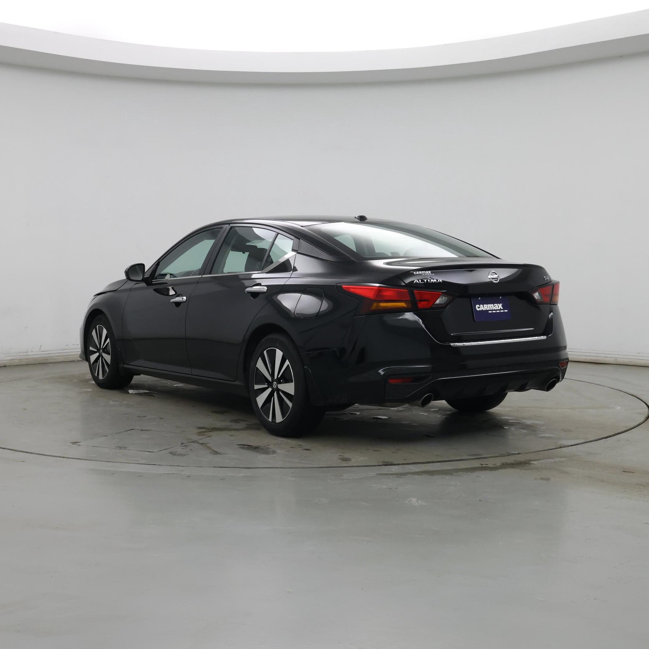 Thumbnail: 2022 Nissan Altima - 2