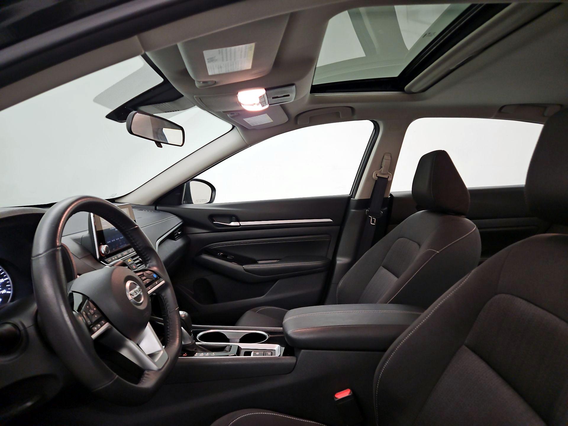 Thumbnail: 2022 Nissan Altima - 20