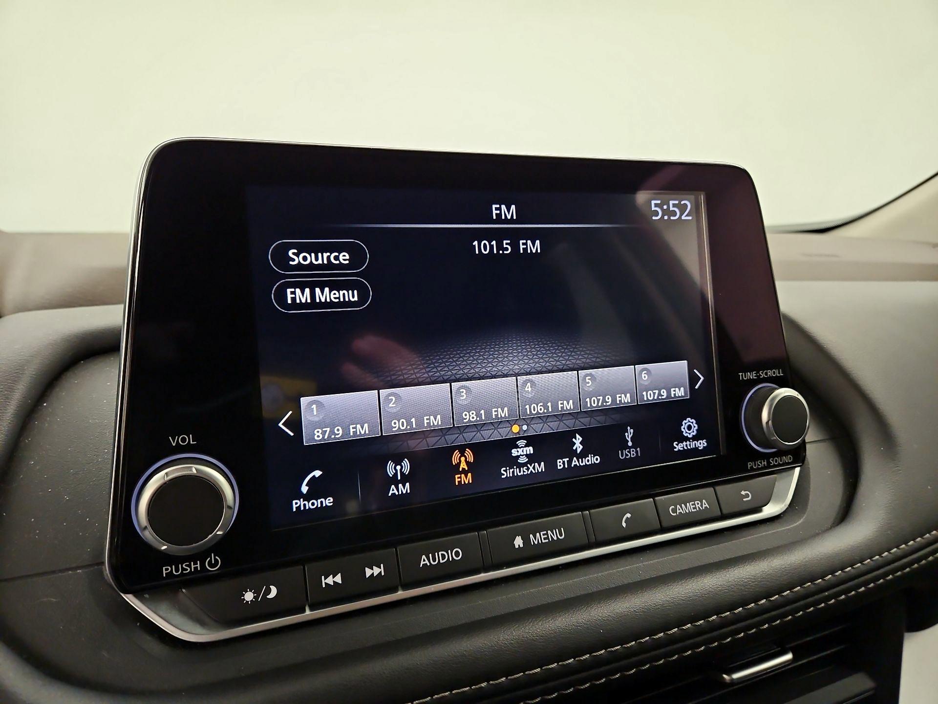 Thumbnail: 2023 Nissan Rogue - 15