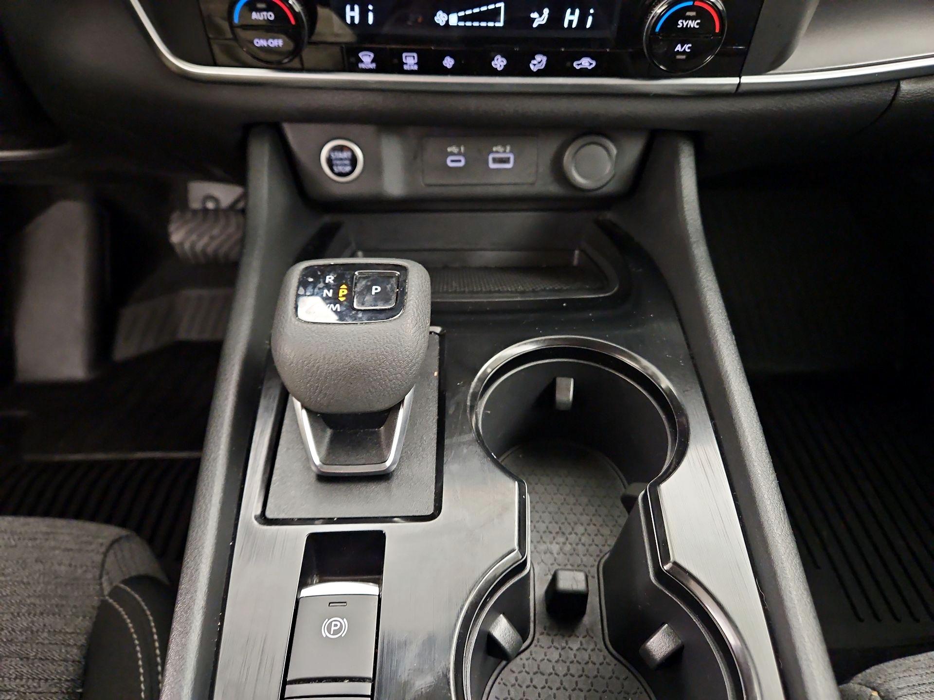 Thumbnail: 2023 Nissan Rogue - 17