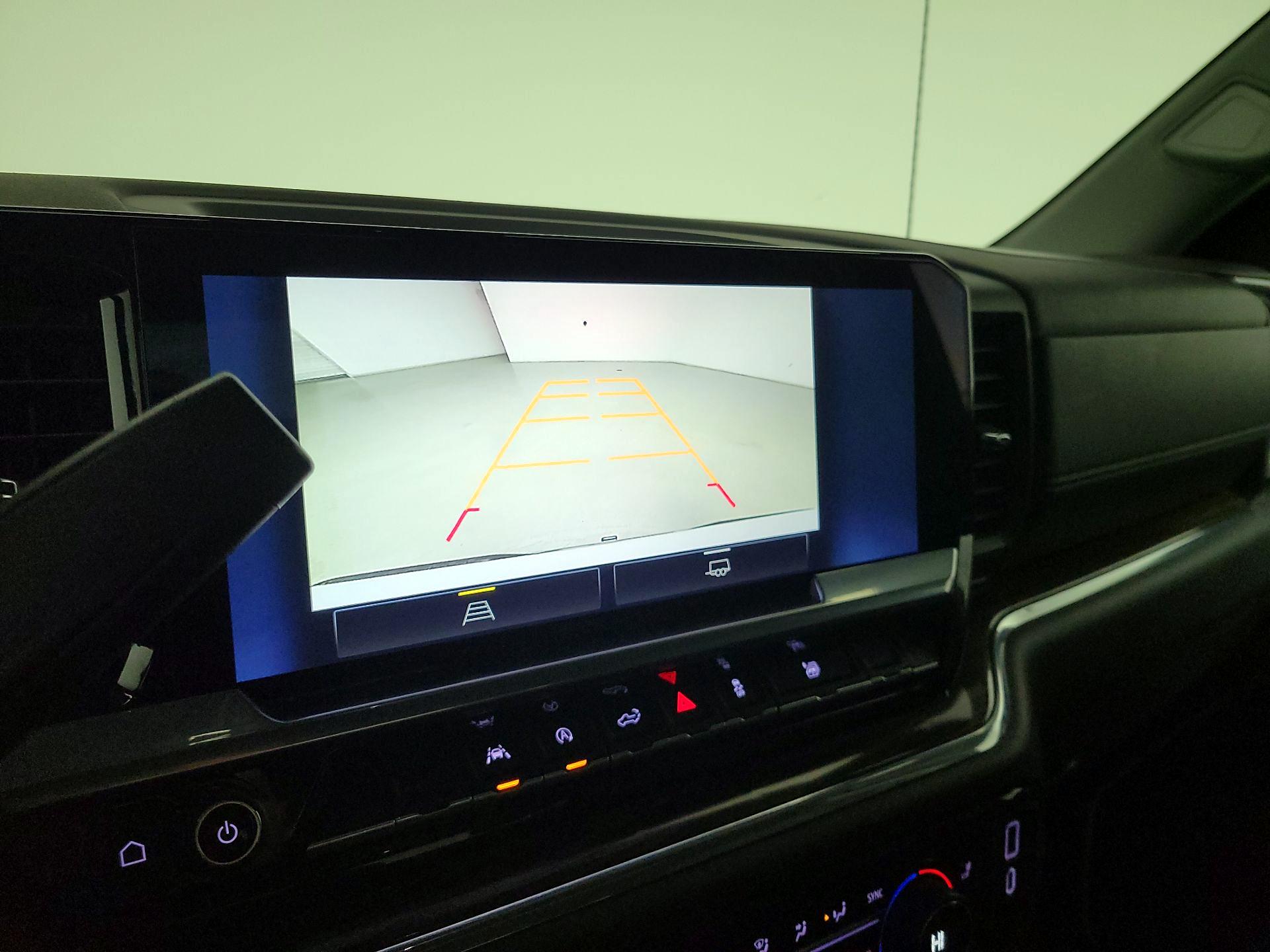 Thumbnail: 2023 Chevrolet Silverado 1500 - 14