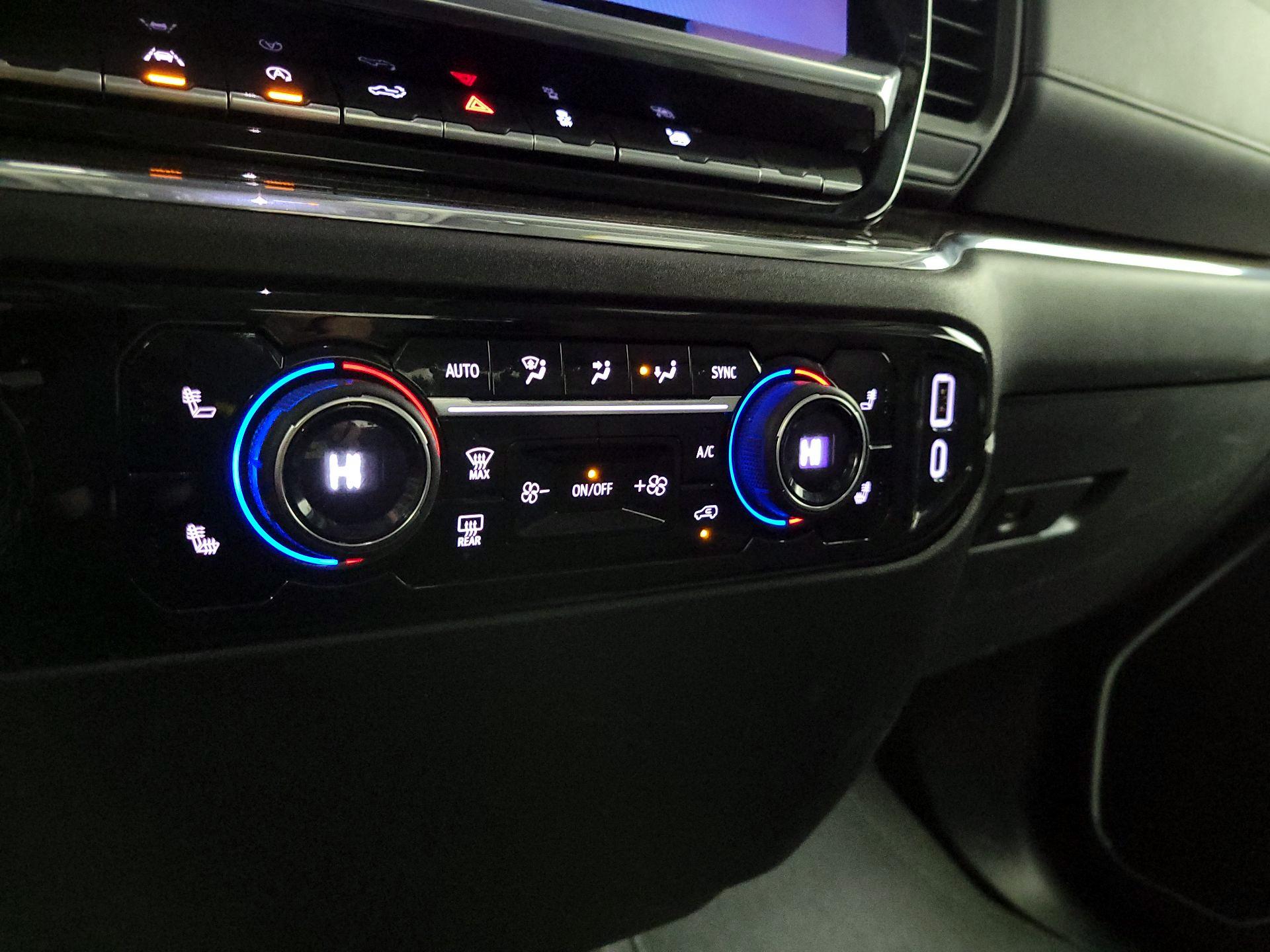 Thumbnail: 2023 Chevrolet Silverado 1500 - 16