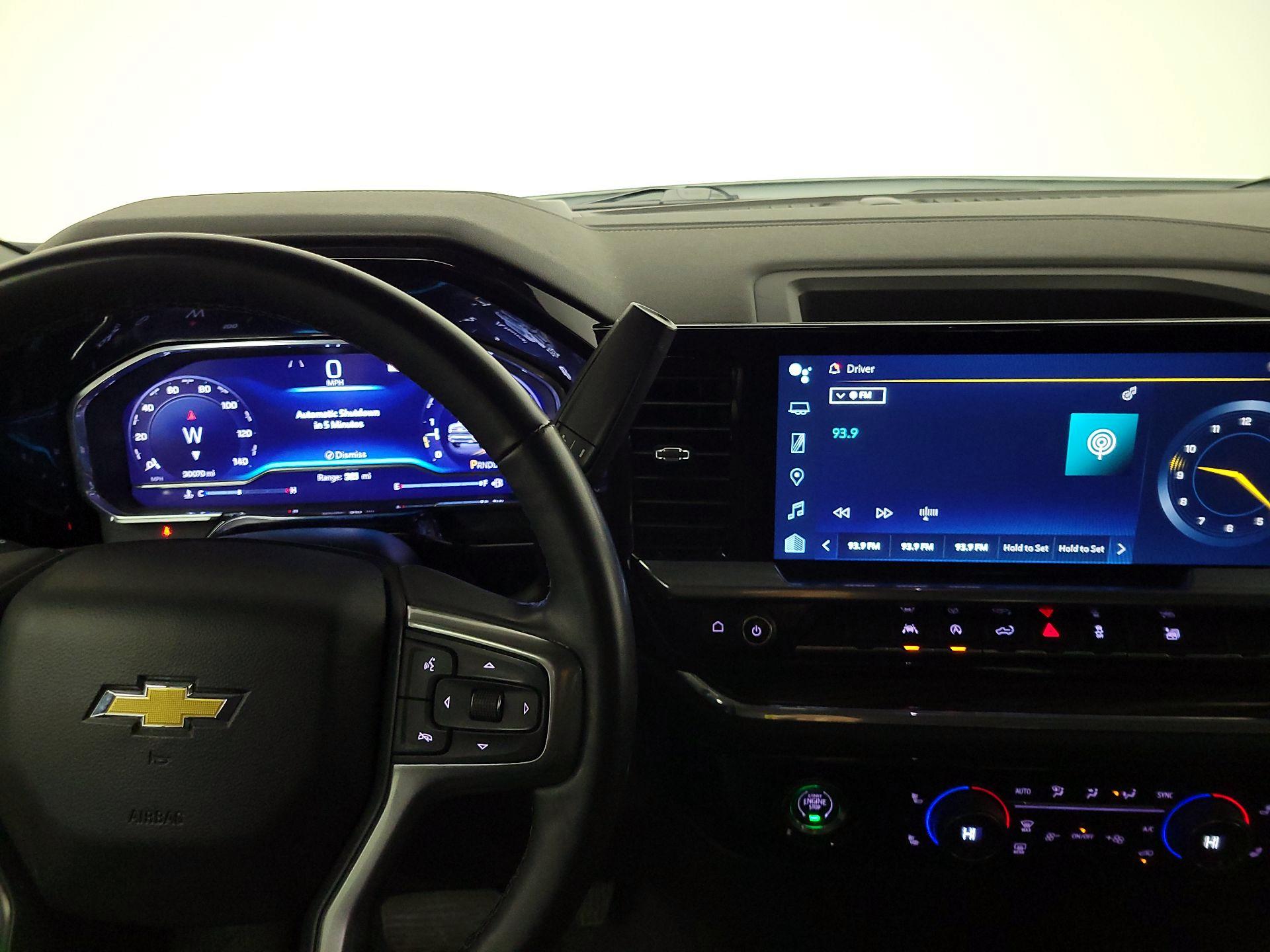 Thumbnail: 2023 Chevrolet Silverado 1500 - 17