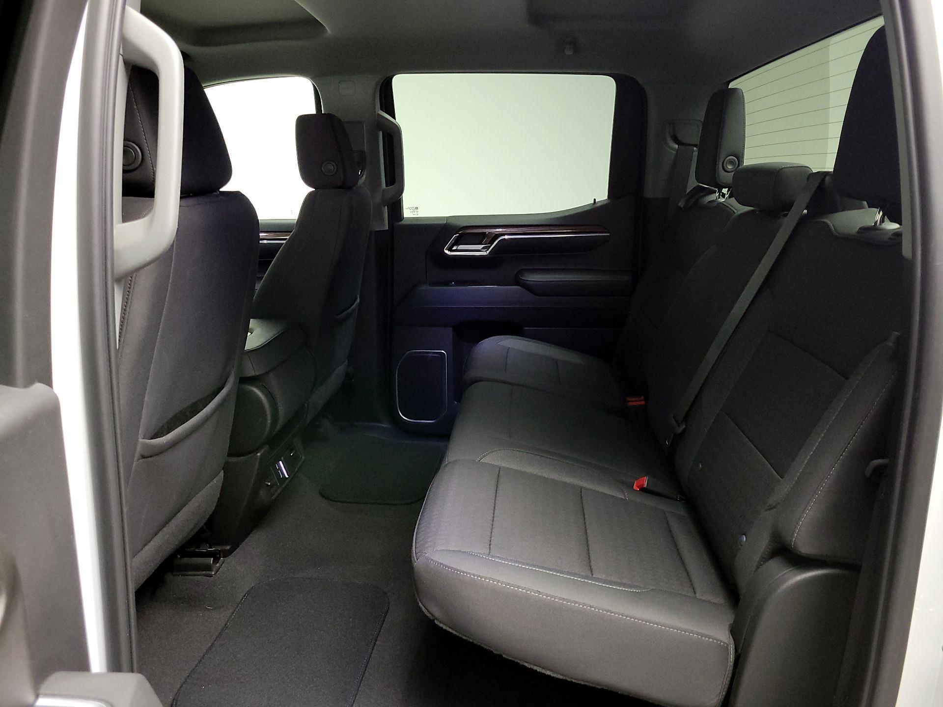 Thumbnail: 2023 Chevrolet Silverado 1500 - 19