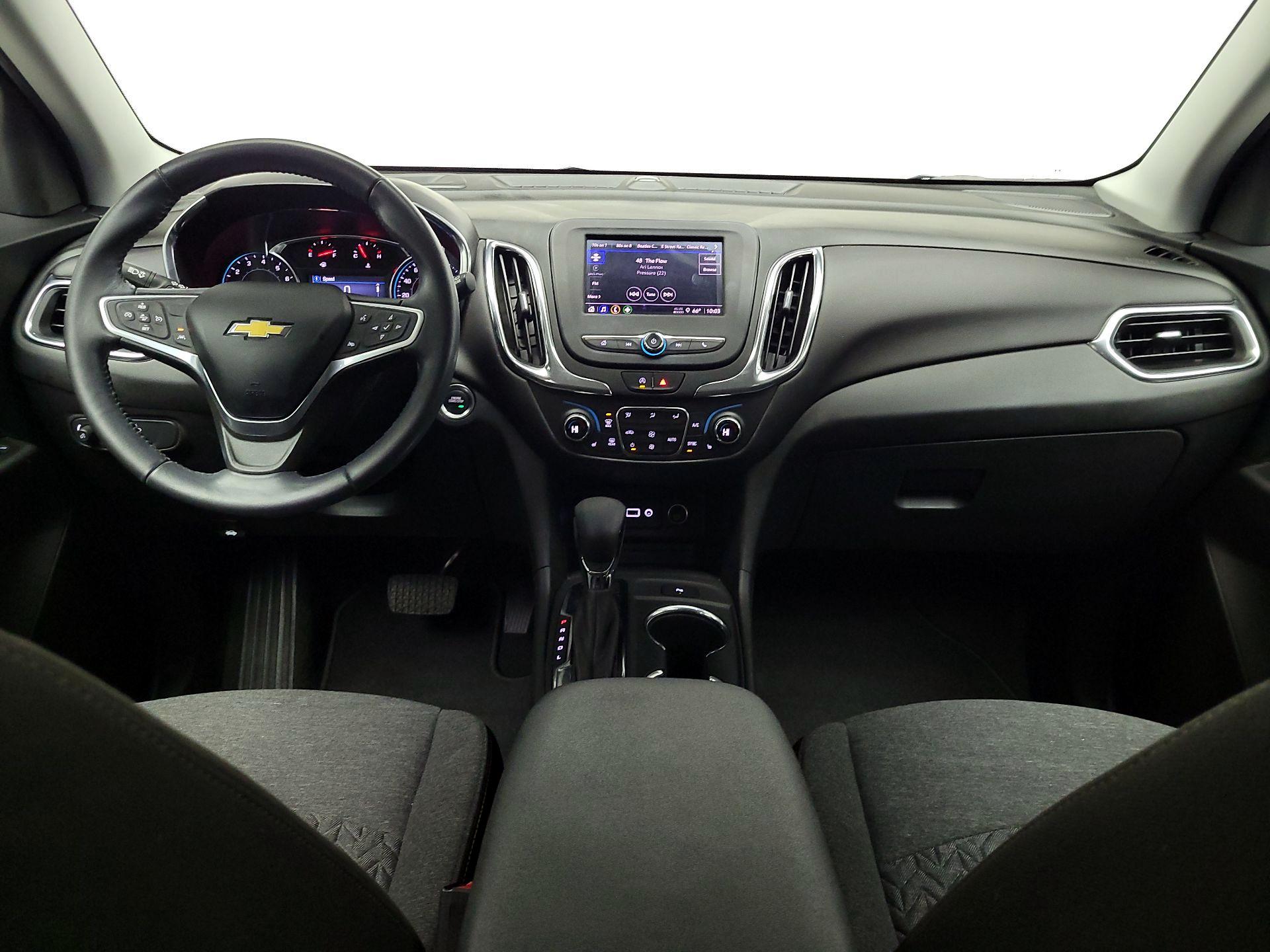 Thumbnail: 2022 Chevrolet Equinox - 9