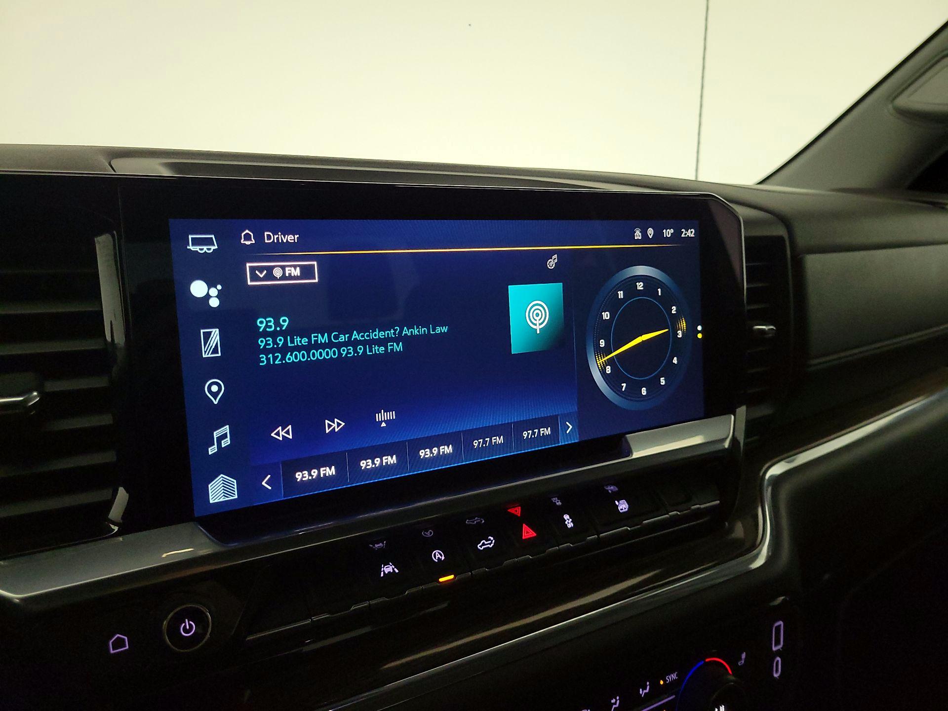 Thumbnail: 2023 Chevrolet Silverado 1500 - 16